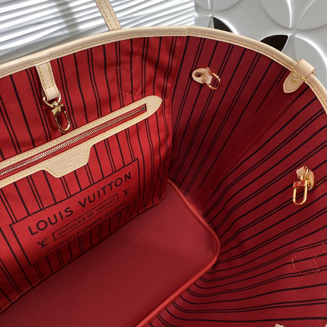 Louis Vuitton M12257 Monogram everyday
