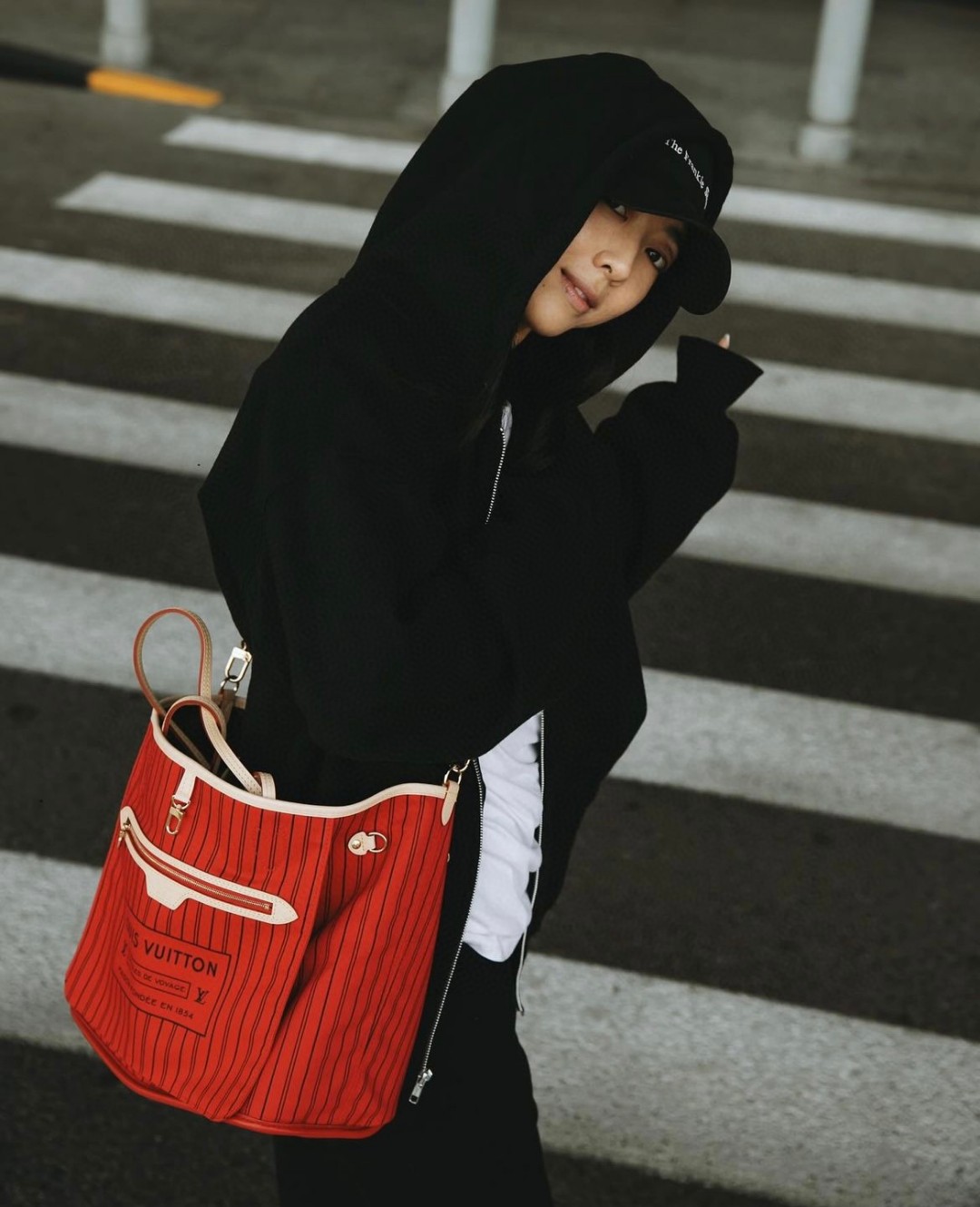 Louis Vuitton Neverfull Red tote everyday