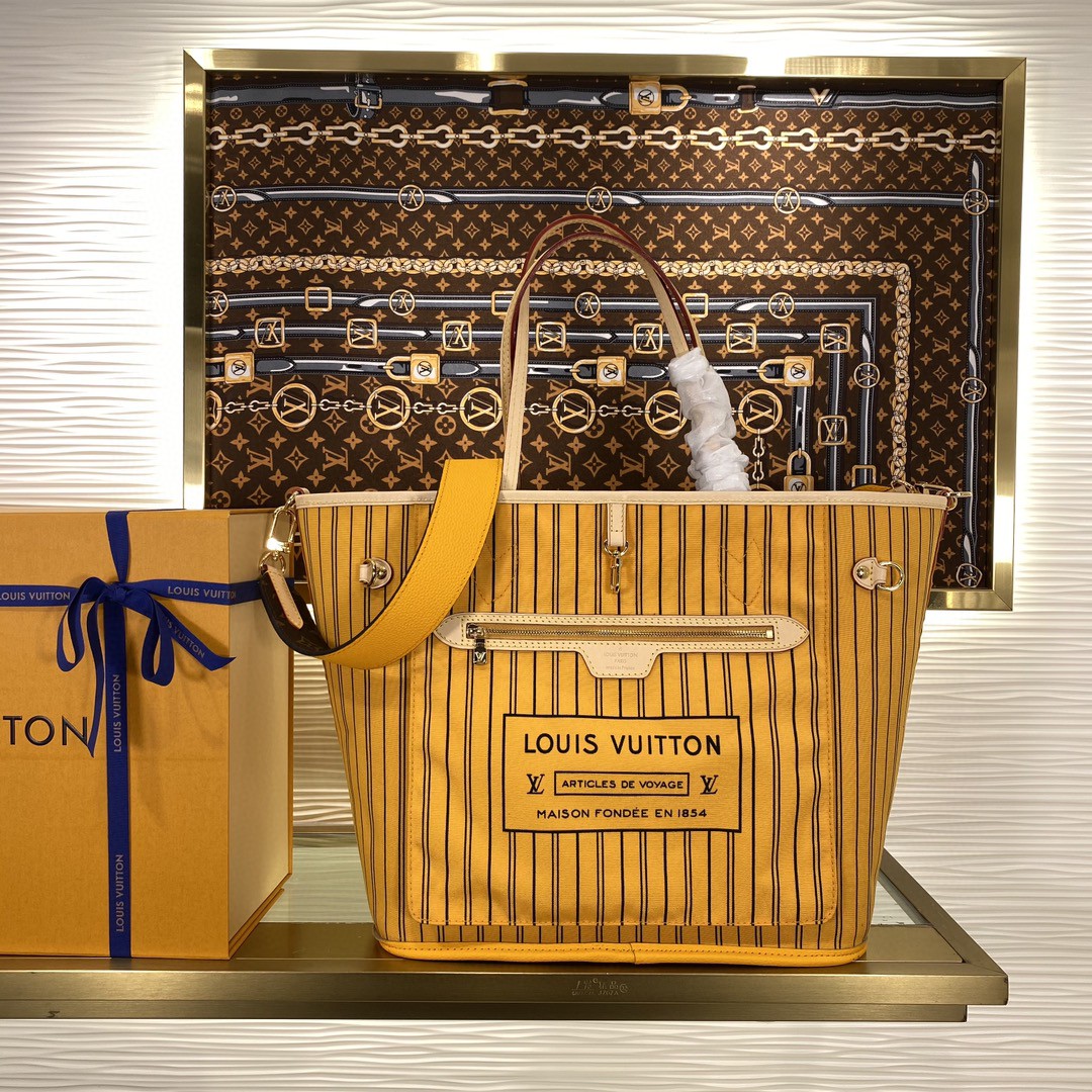 Louis Vuitton M12257 Monogram everyday