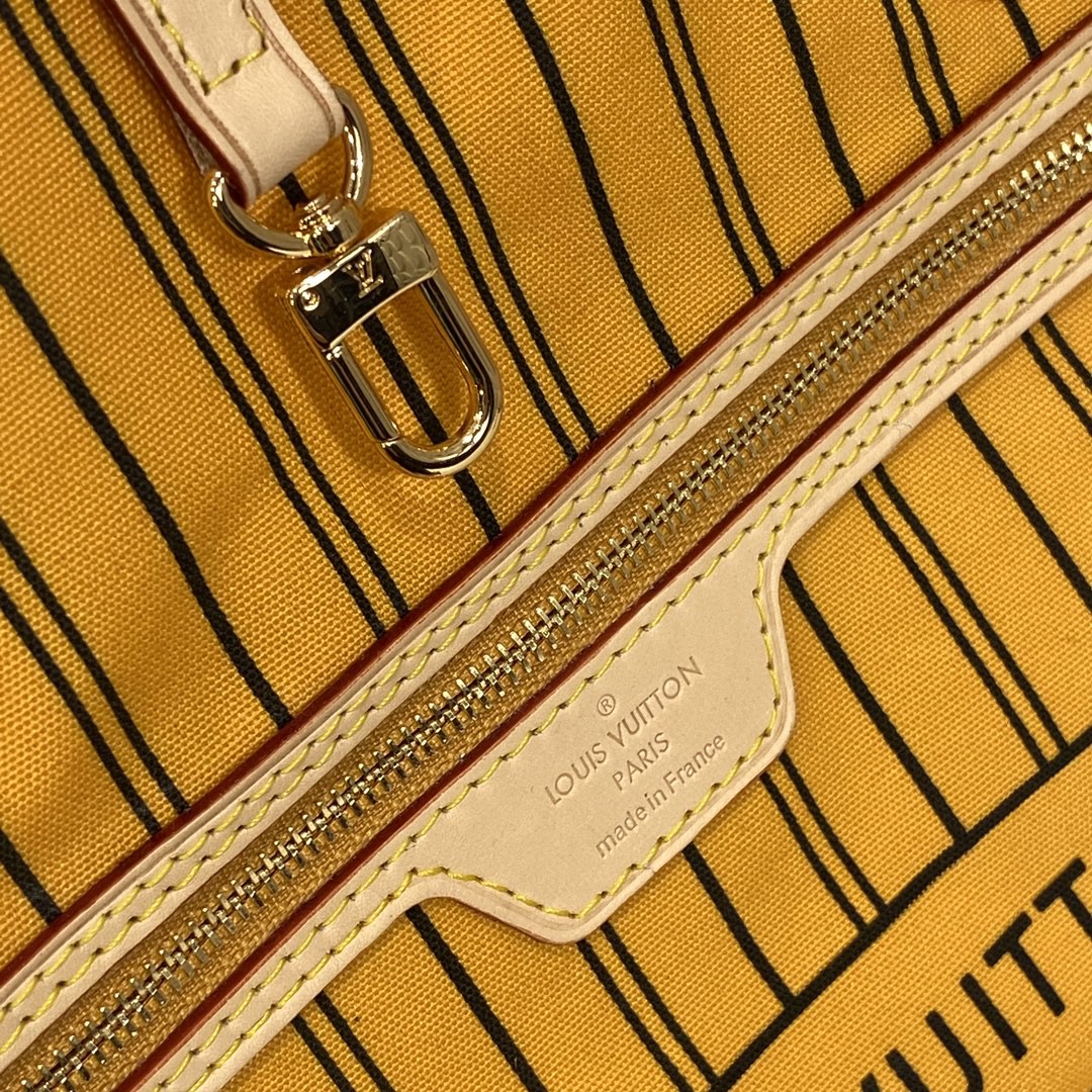 Louis Vuitton M12257 Monogram everyday