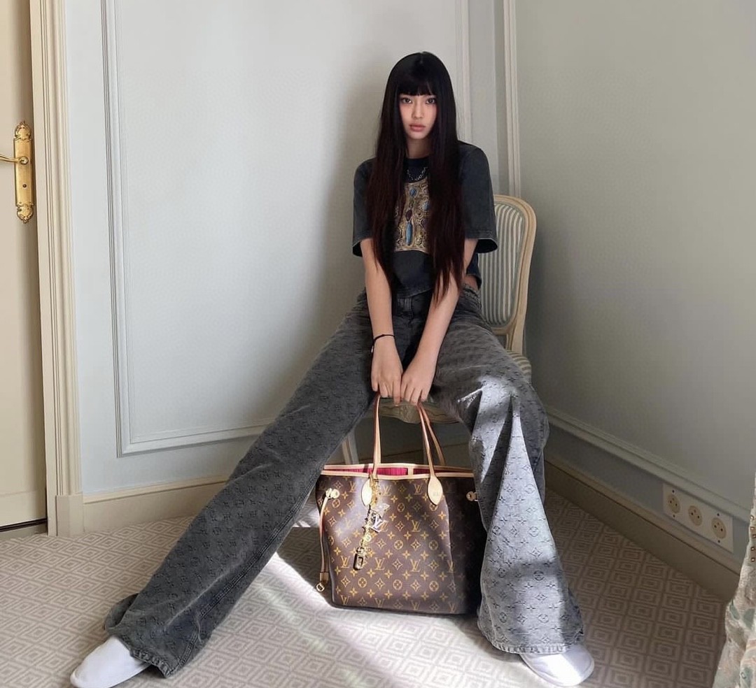 Louis Vuitton M12257 everyday