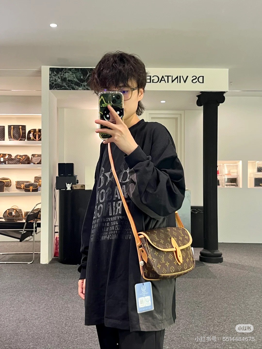 Louis Vuitton M42248 Monogram shoulder everyday