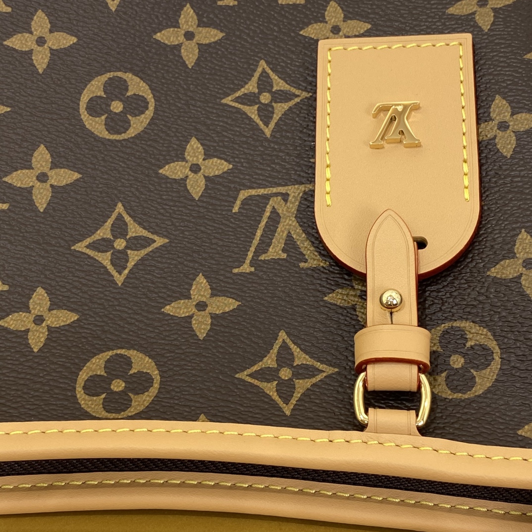 Louis Vuitton M28101 Monogram everyday