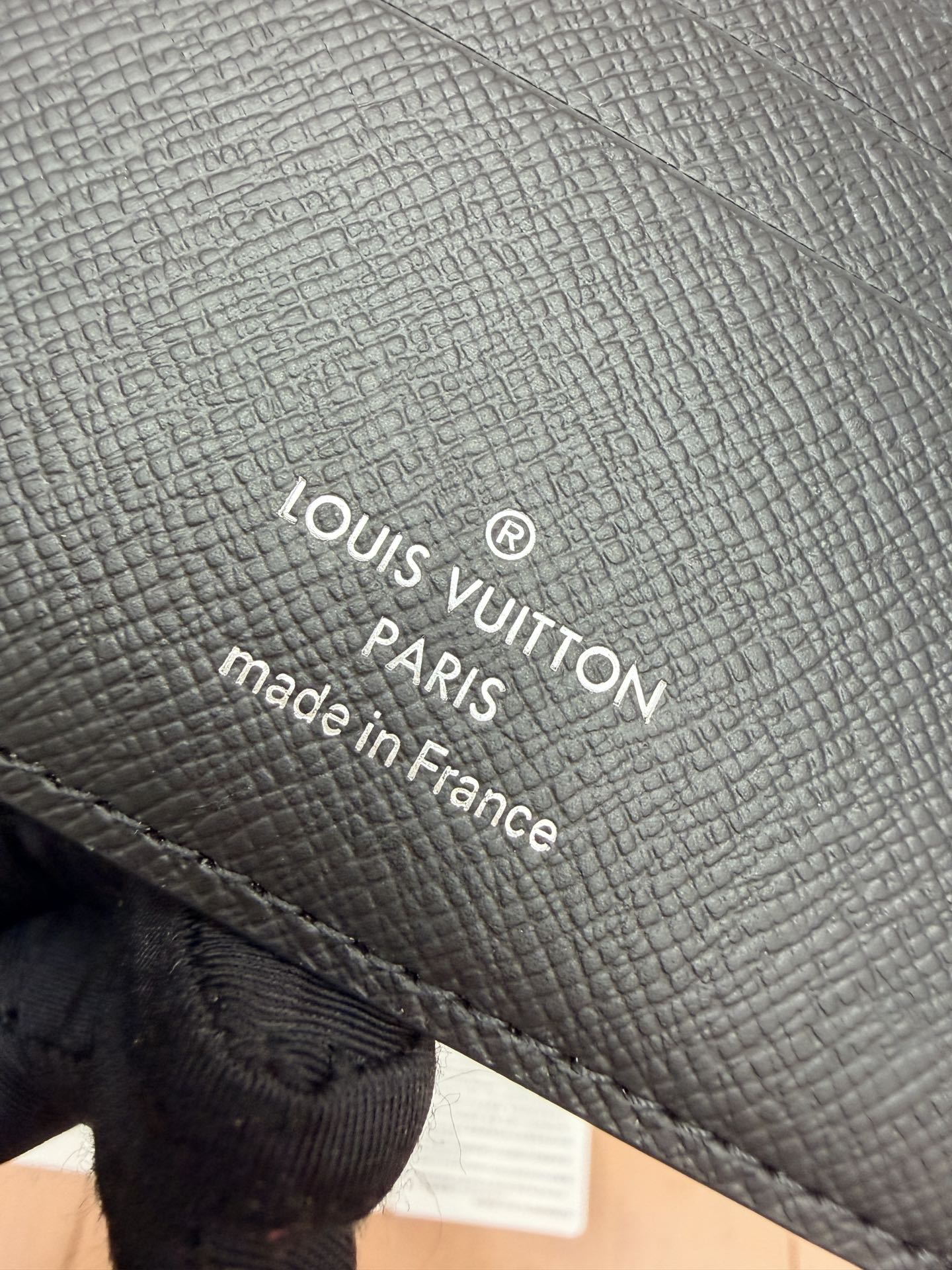Louis Vuitton M69408 Monogram Eclipse Reverse everyday