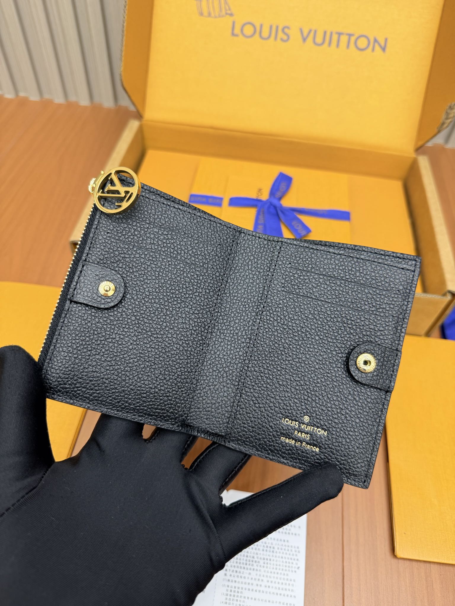 Louis Vuitton M83365 everyday