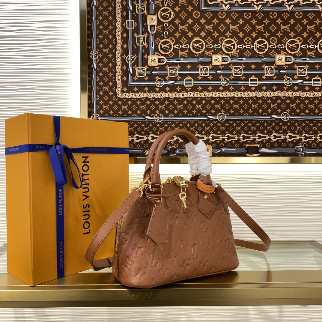 Louis Vuitton Alma Monogram BB everyday