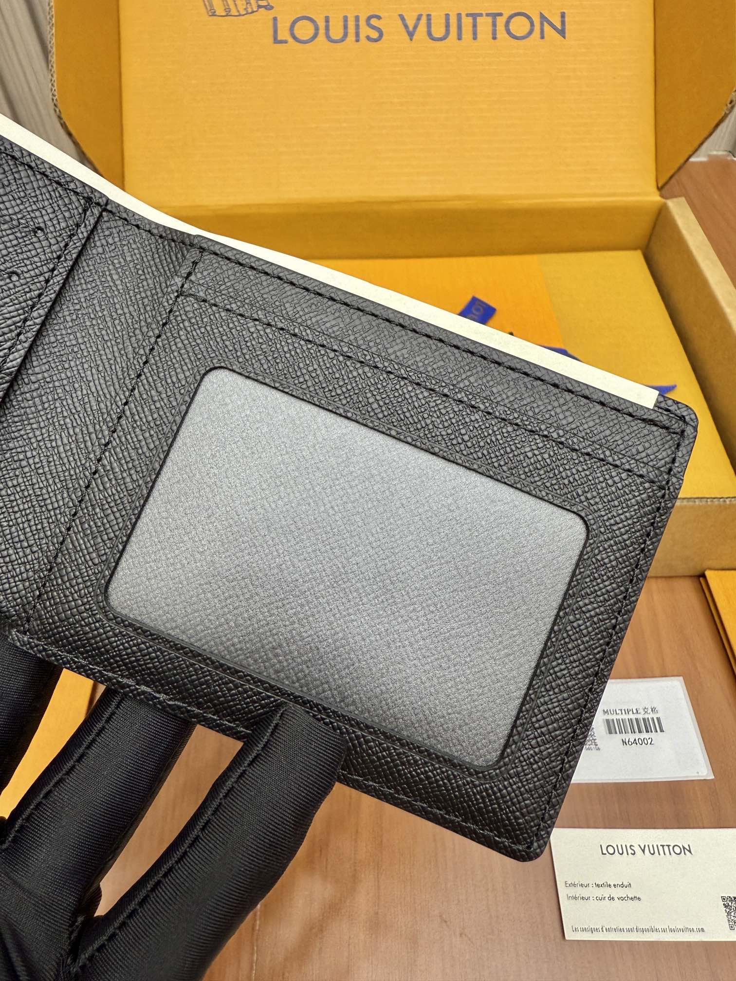Louis Vuitton N64002 Damier Graphite wallet everyday shoulder