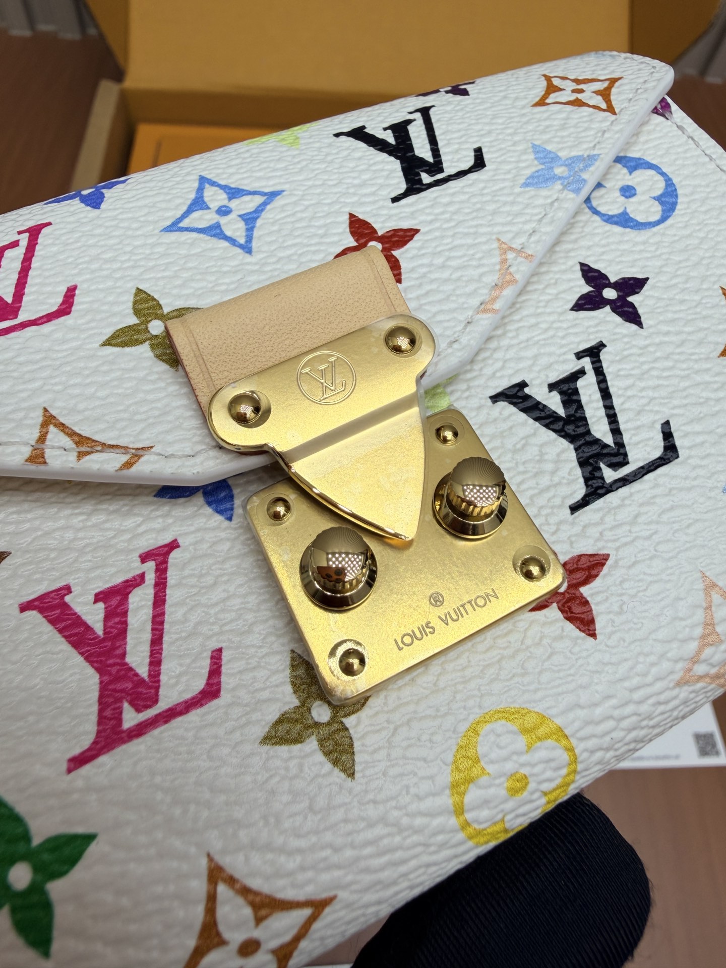 LV bag Series M4625Z 163 UID 8x13 5 X X — photo 5
