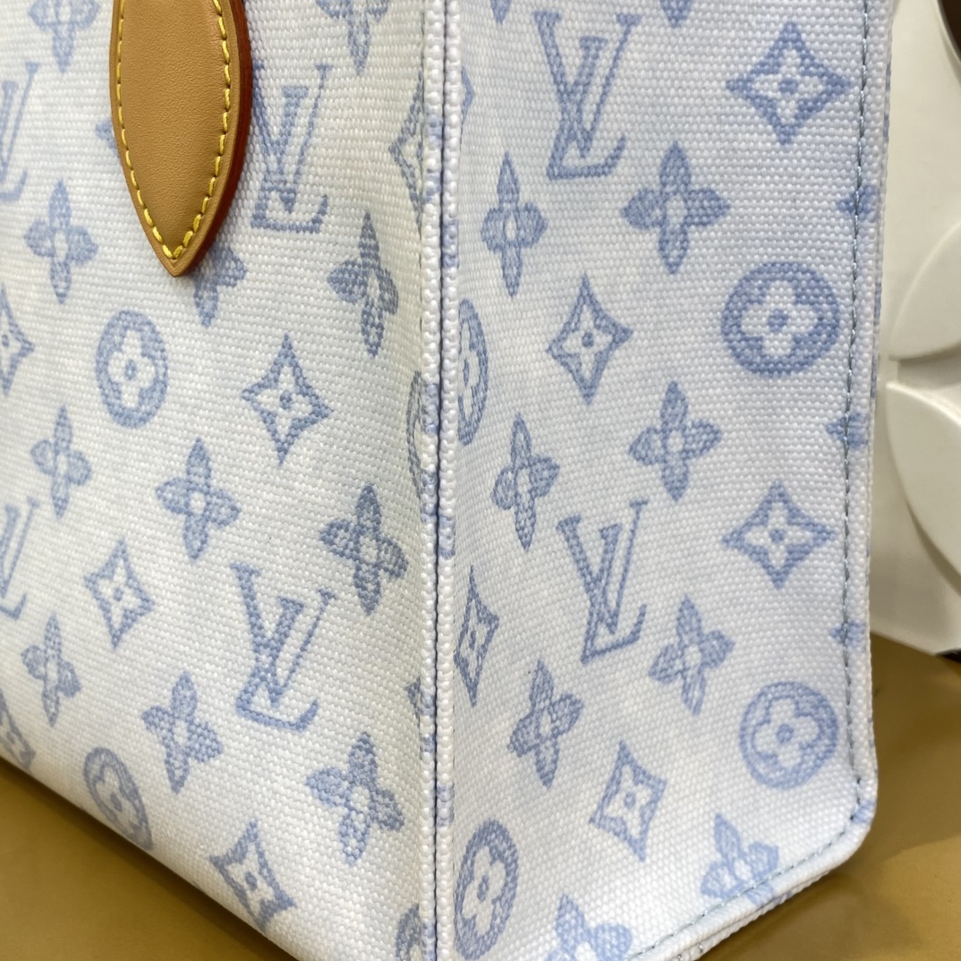 Louis Vuitton OnTheGo Blue White Monogram tote everyday