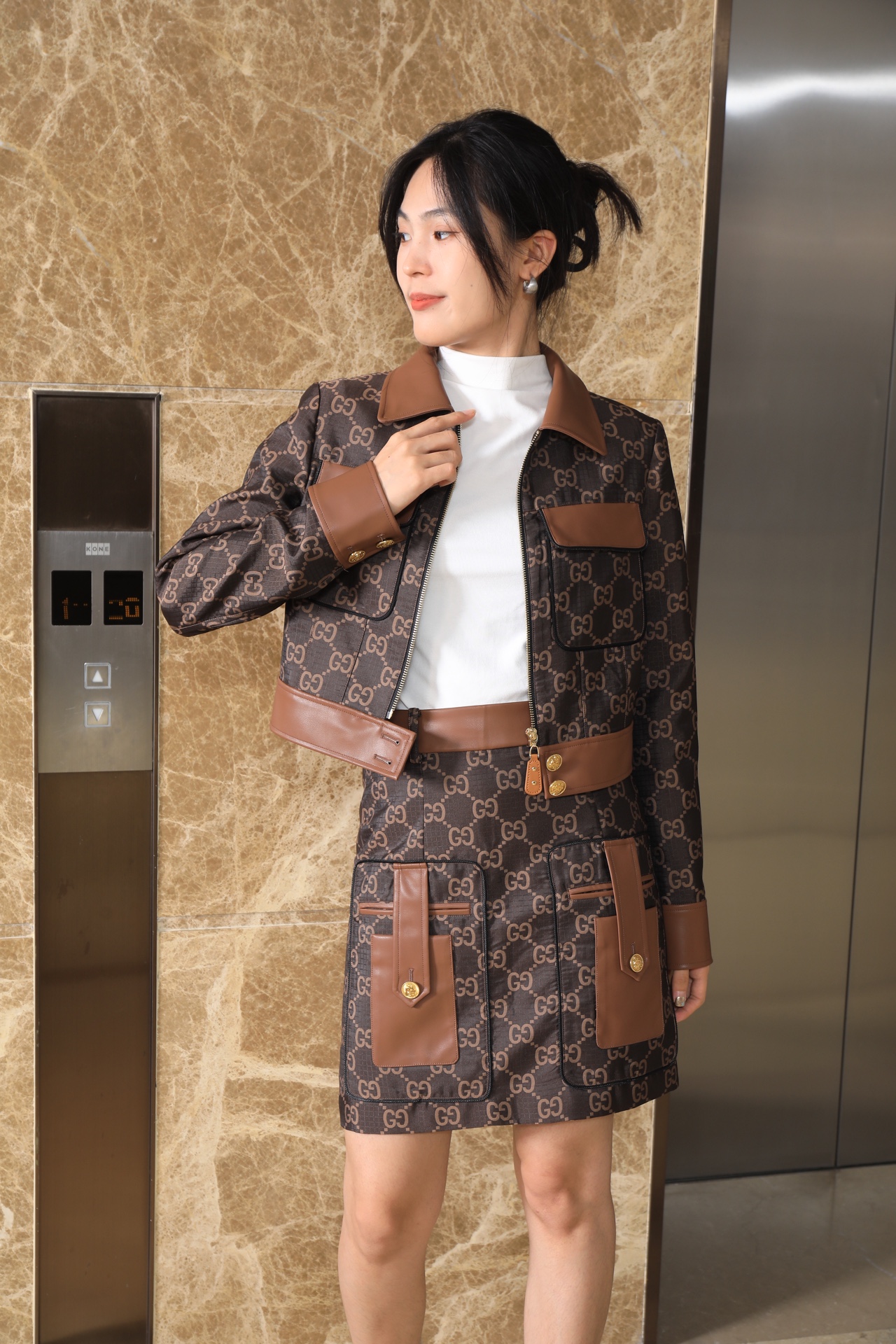 NO:932891,Clearance price, GUCC* leather double G jacquard skirt, ready stock!  Code number 36 38 40 42, special price, no return, no exchange, no free shipping, gucci, skirts,19860909清库价,GUCC* 拼皮双G提花半身裙,现货！码数36 38 40 42,特价 不退不换不包邮,gucci,skirts,,Women's clothing