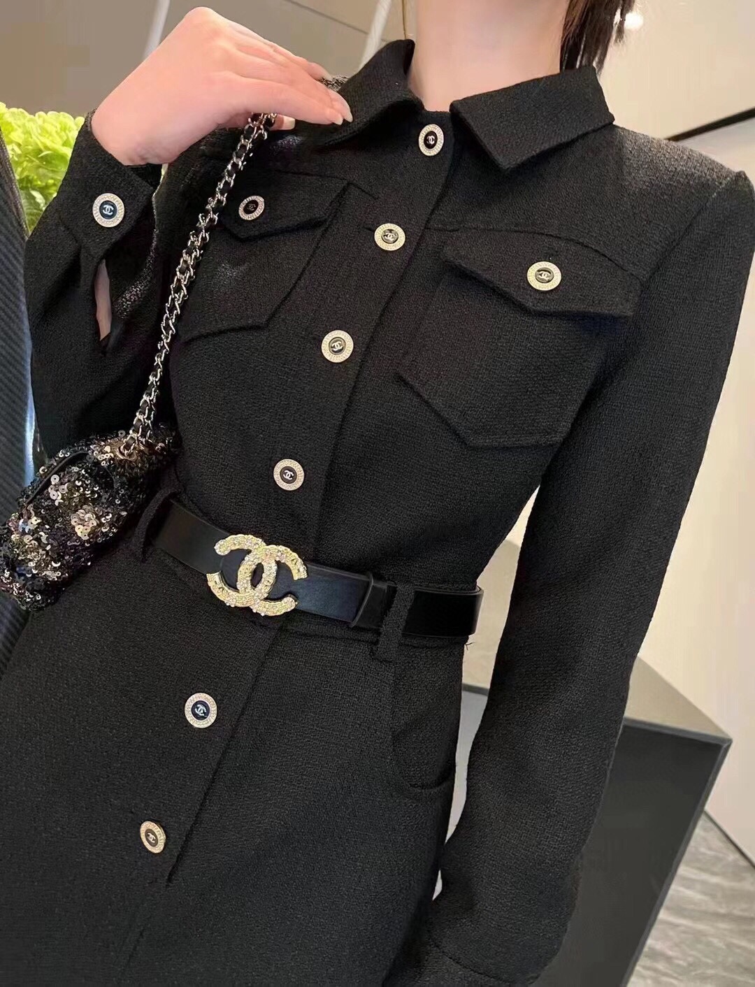 NO:932890,Clearance price, CHANE* double C belt slub dress!  Size white 36/7 42/1 black 36/9 38/2 size 38 bust 88cm waist 73cm, special price, no return, no exchange, no free shipping, chanel, skirts,19860909清库价,CHANE* 双C腰带粗纺连衣裙！码数白色36/7 42/1 黑色36/9 38/2 38码胸围88cm 腰围73cm,特价 不退不换不包邮,chanel,skirts,,Women's clothing