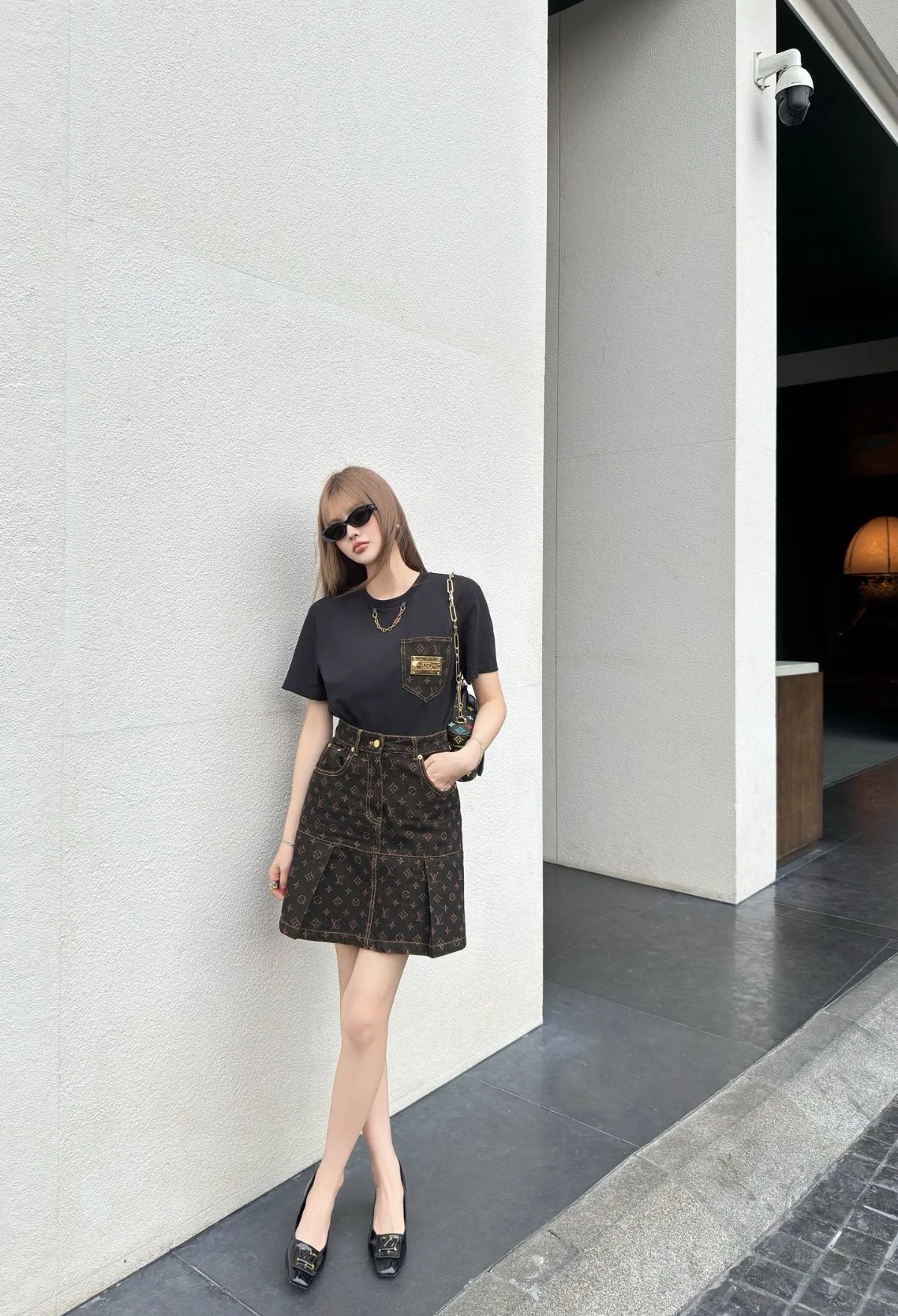 Louis Vuitton Jacquard Denim Mini Skirt - 2025 Spring/Summer Collection 5 i1748533409320 6482 0 3