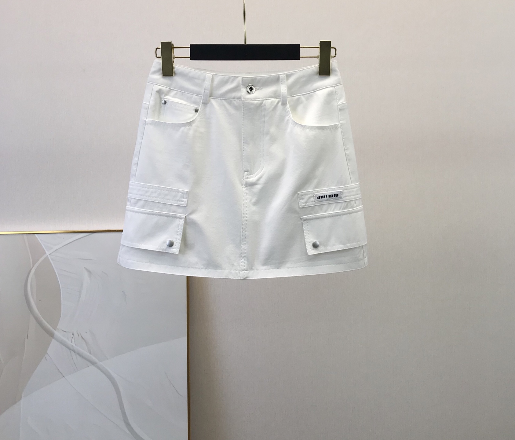 Miu Miu 2025 Spring/Summer Logo Utility Mini Skirt - Two Colors Available 6 i1749750236027 3168 0 4