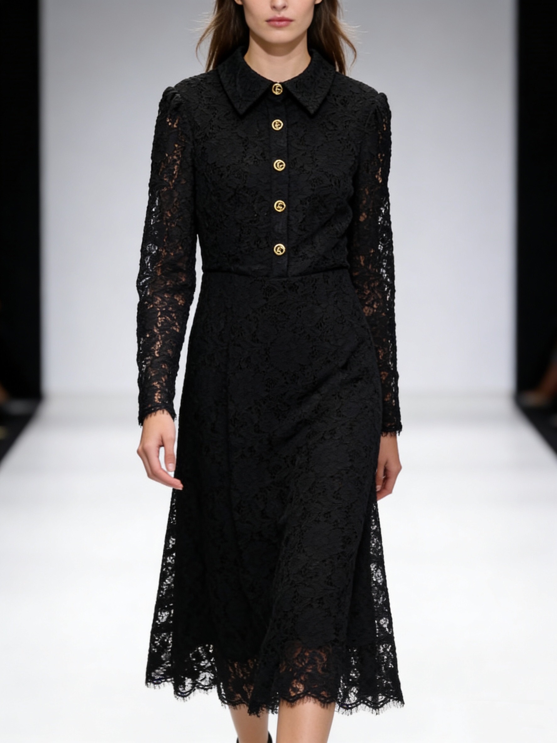 NO:932970,Clearance price, GUCC* 2026 spring and summer new gold button lace dress, with delicate lace texture, classic lapel design, molded front gold buttons, perfect waist ratio, elegant, slimming, and versatile, a must-have dress for women to create a refined and decent look, in stock!  Code number 36 38 40 42, special price, no return, no exchange, no free shipping, gucci, skirts,19860909清库价,GUCC* 2026春夏新款金扣蕾丝连衣裙,蕾丝纹理细腻,经典翻领设计,前排金色纽扣开模,腰身比例完美,优雅、显瘦、百搭于一体女性打造精致得体的必备连衣裙,现货！码数36 38 40 42,特价 不退不换不包邮,gucci,skirts,,Women's clothing
