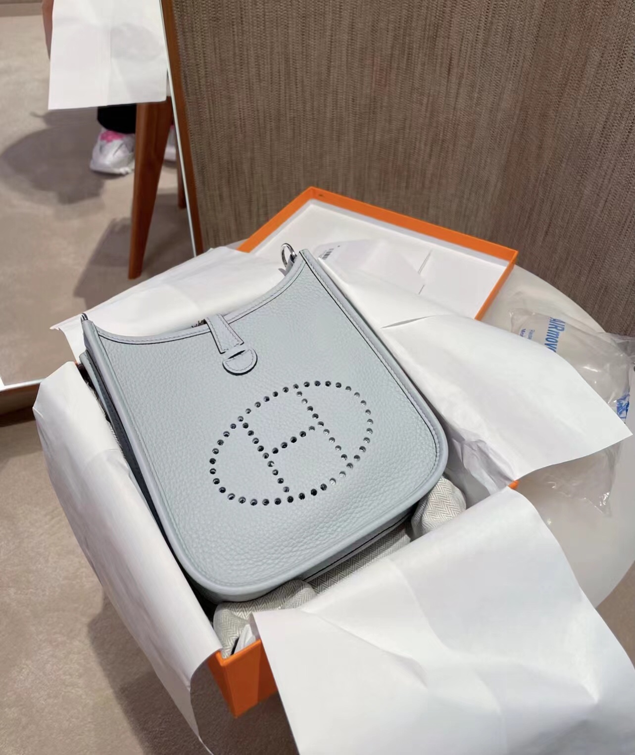 Hermès Pre-heated Double 11original price of 1,000 yuan now700