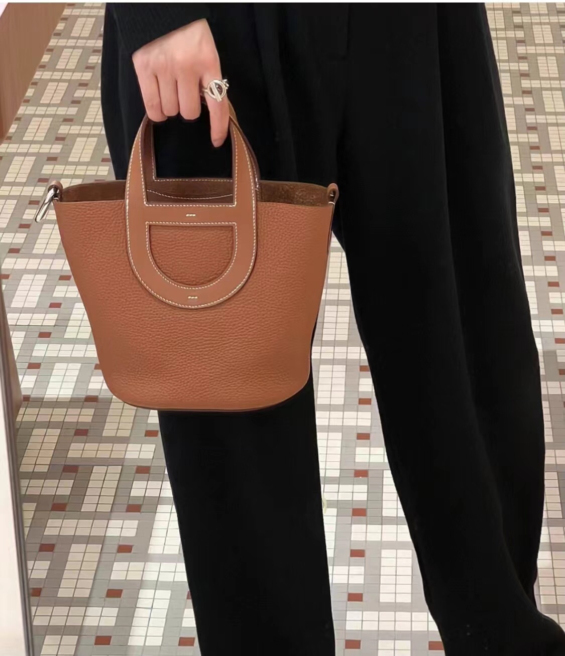 Hermès Year-end benefits1180