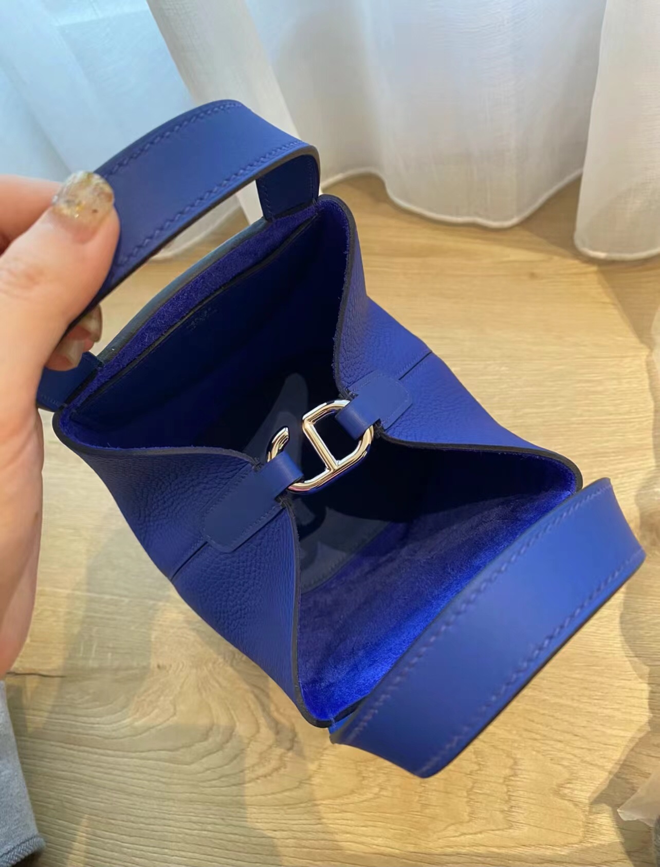 Hermès Year-end benefits1180