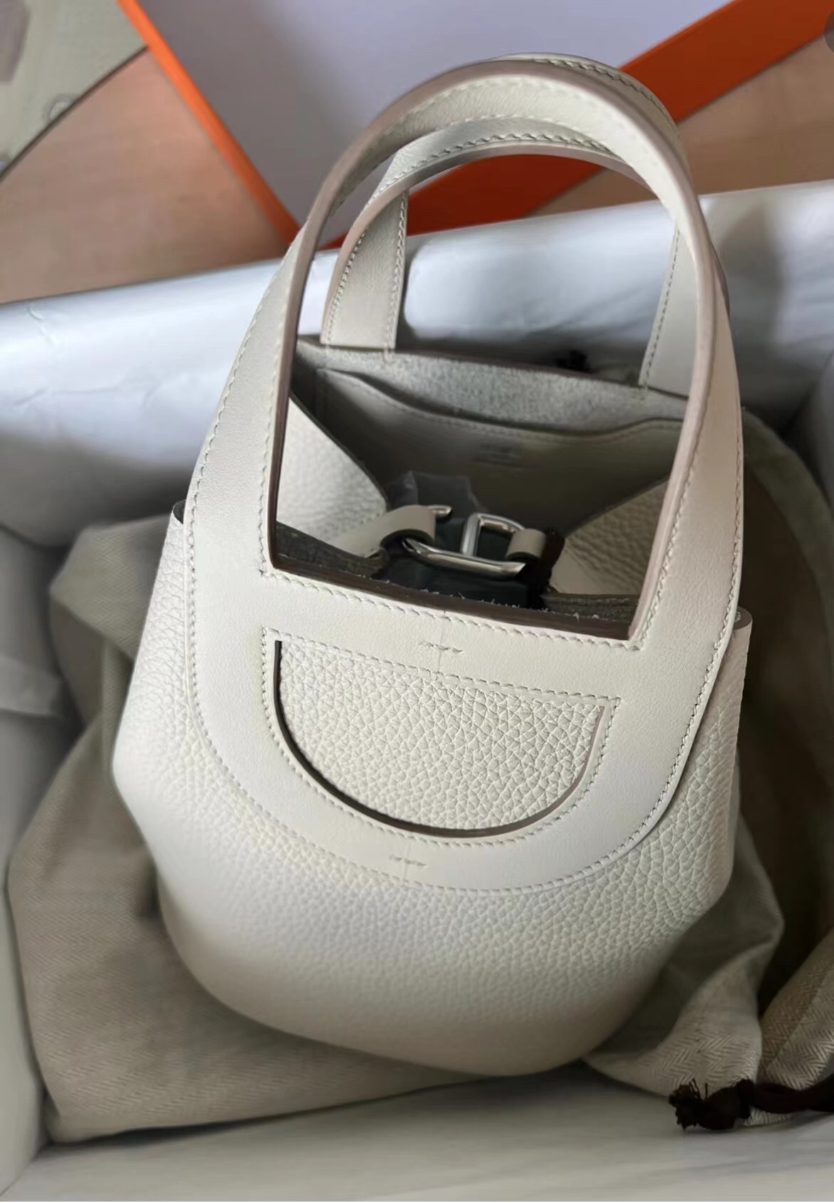 Hermès Year-end benefits1180