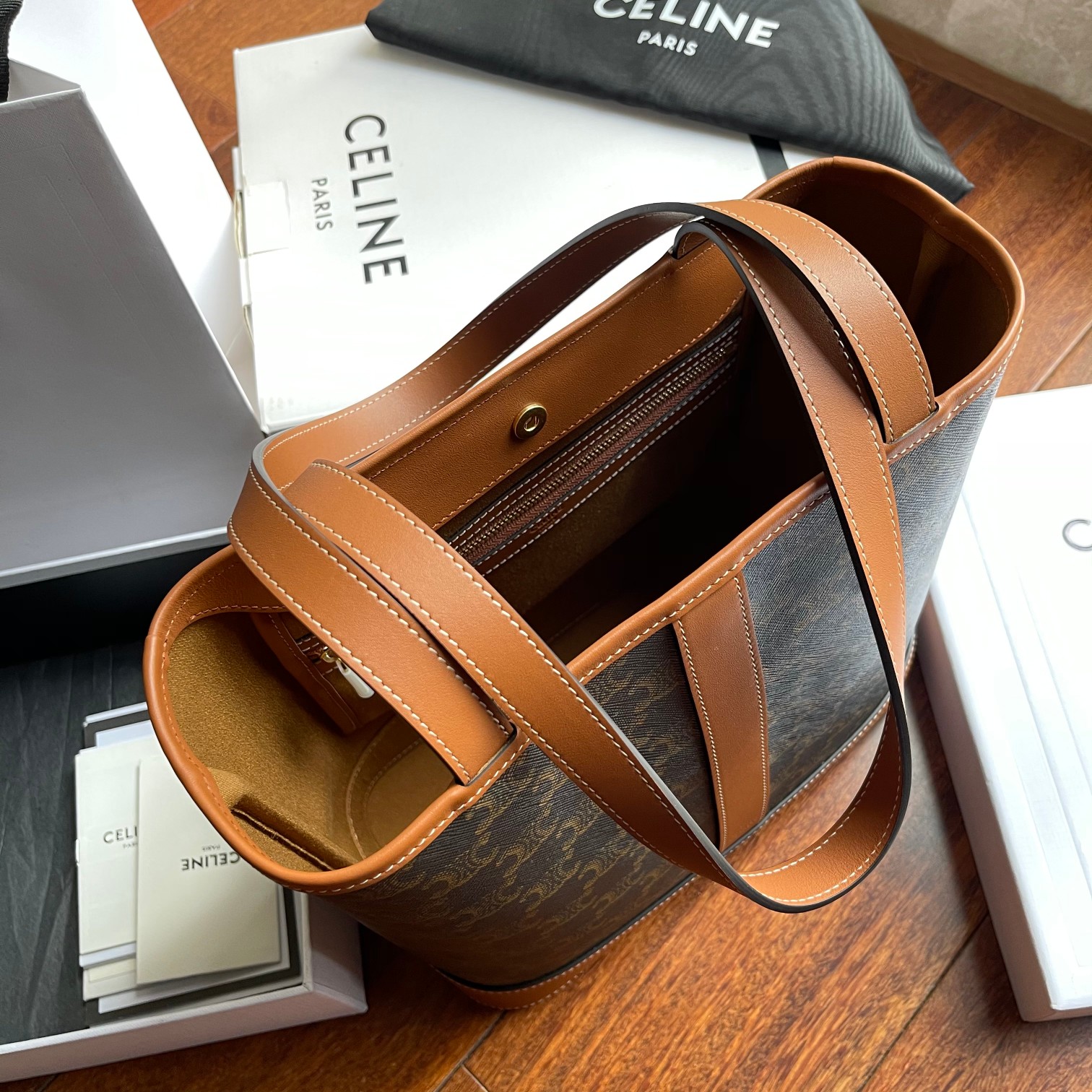 Celine Summer feedbackNow flash sale on 730 trumpet