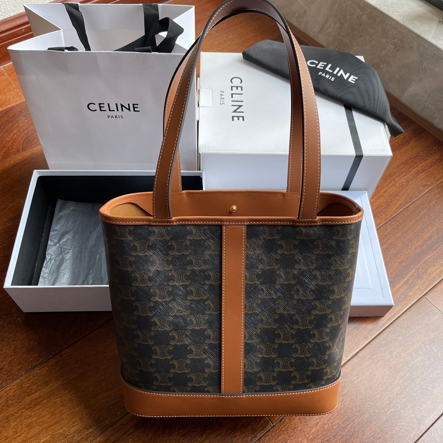Celine Summer feedbackNow flash sale on 730 trumpet