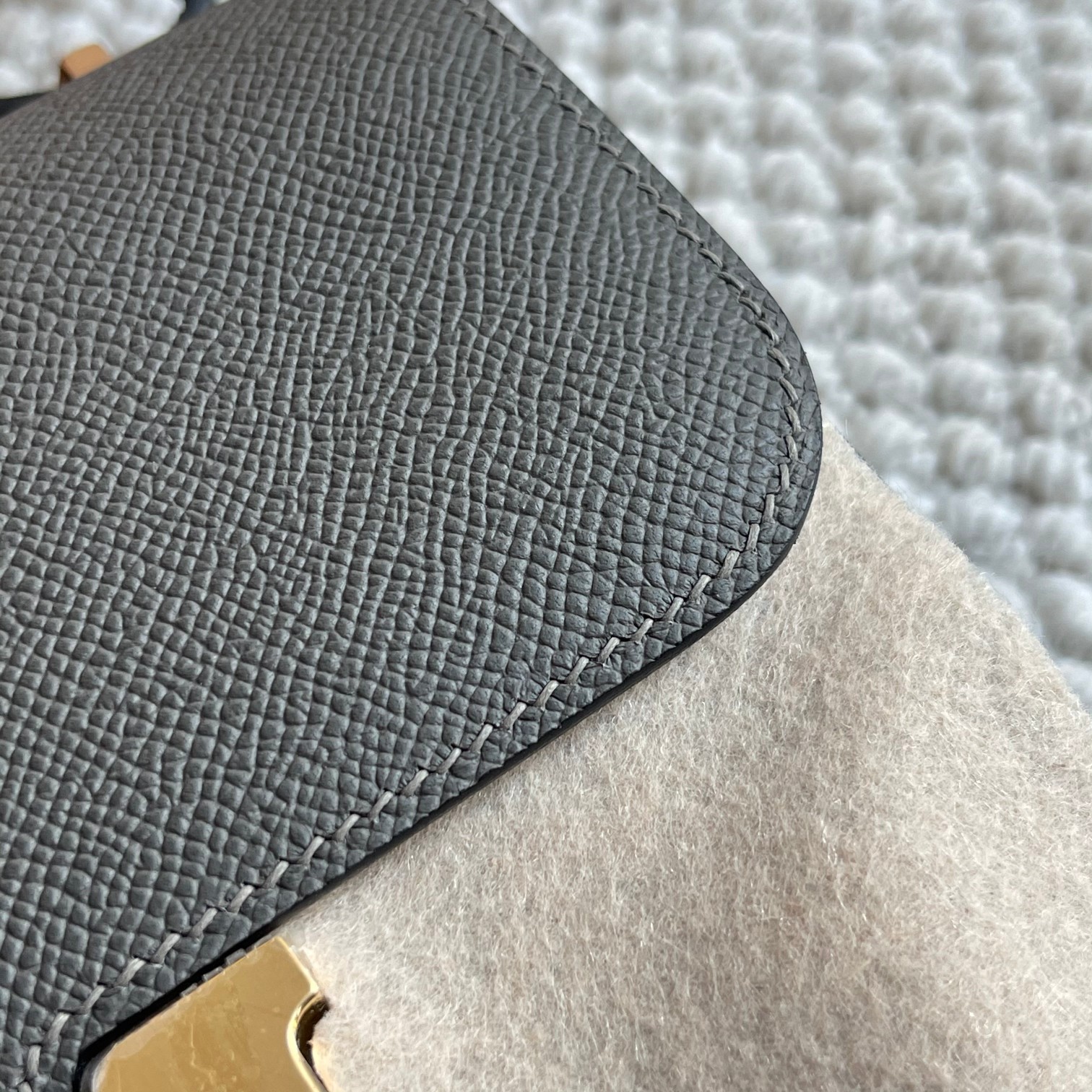 Hermès Purely handmade rice-shaped hand-sewn thread crafts
