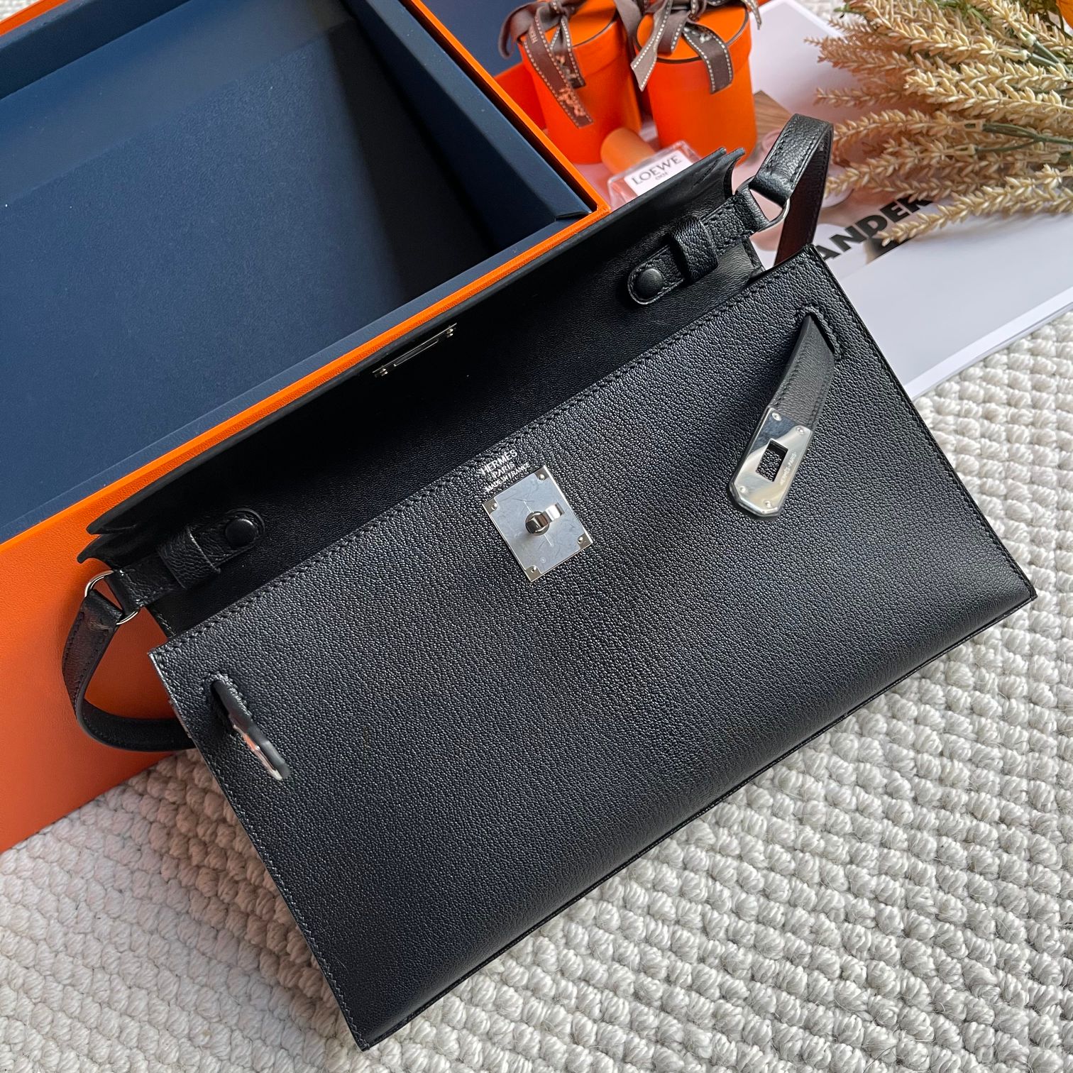 Hermès Rare Edition Counter First Look at Pictures to Identify Products