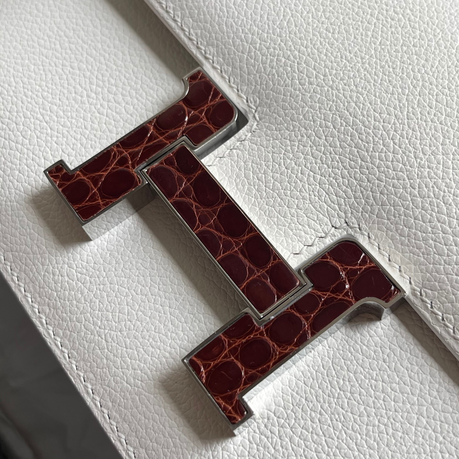 Hermès Rare Edition Counter First Look at Pictures to Identify Products