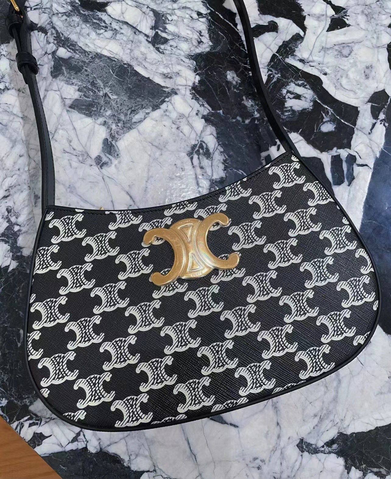 Celine Tilly black printed armpit bag store photo~