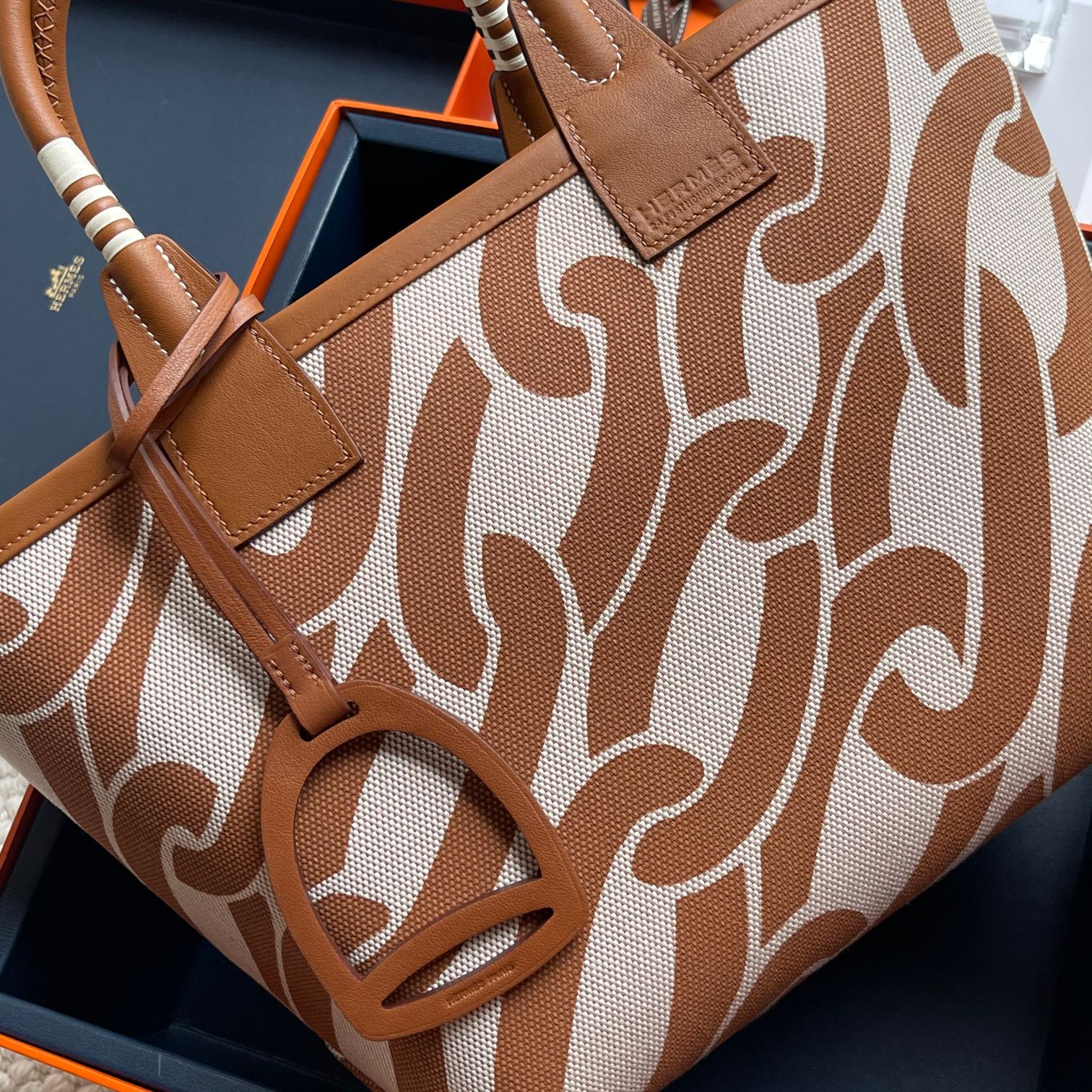 Hermès Steeple 25 handbag