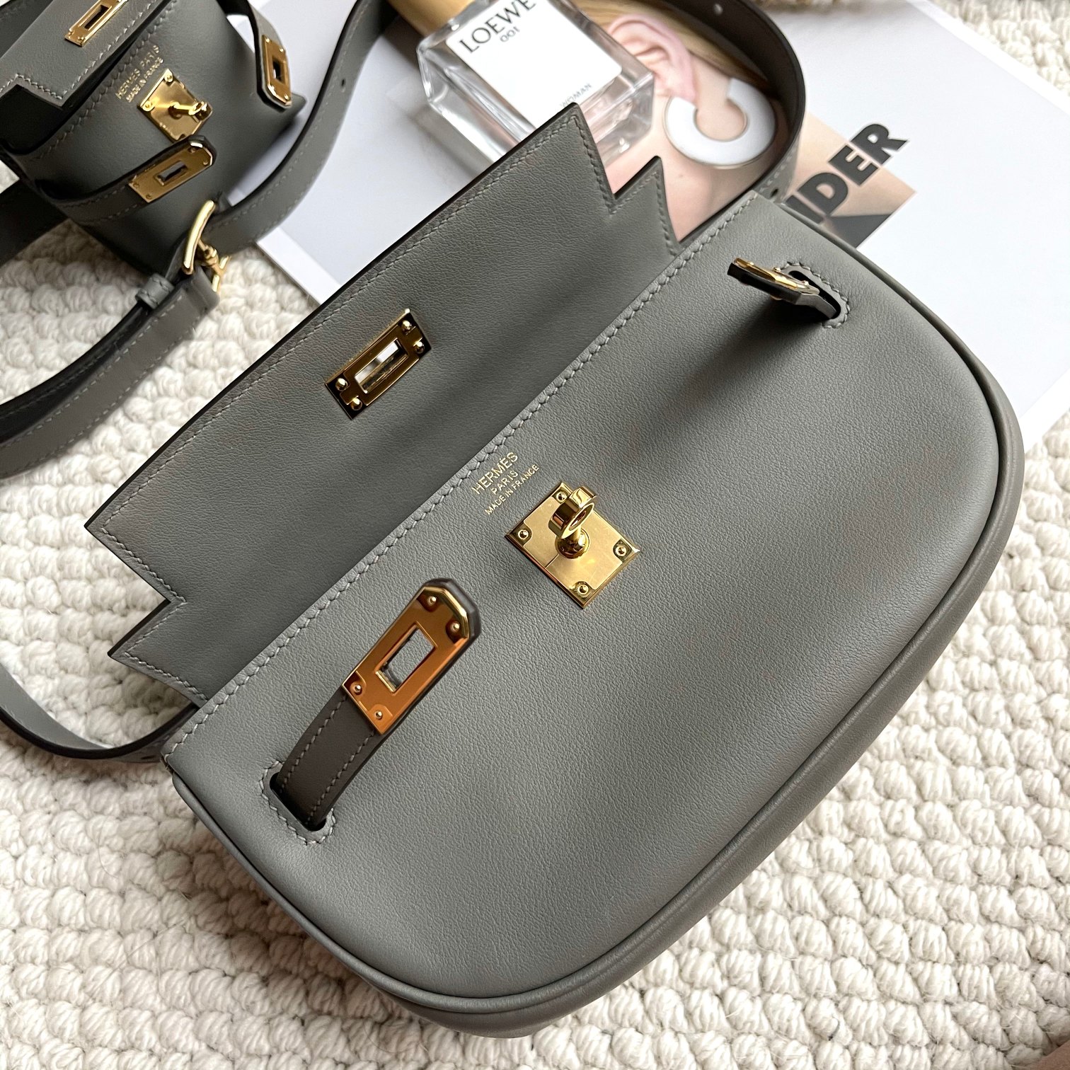 Hermès Summer feedback1580 KELLY MOVE
