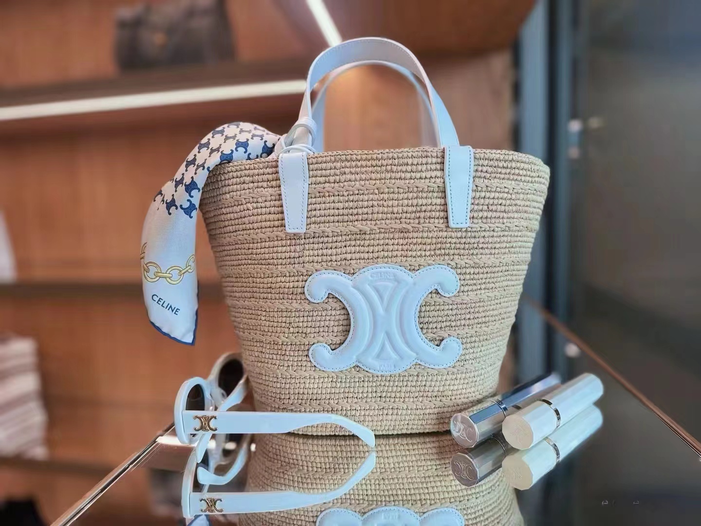 Celine Arc de Triomphe raffia hand-woven vegetable basket counter picture