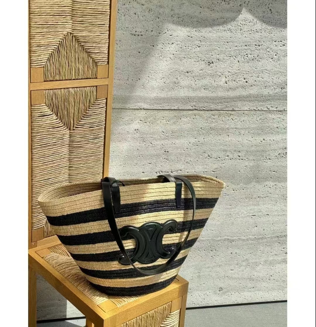 Celine Handwoven raffia tote bag, take it on vacation~