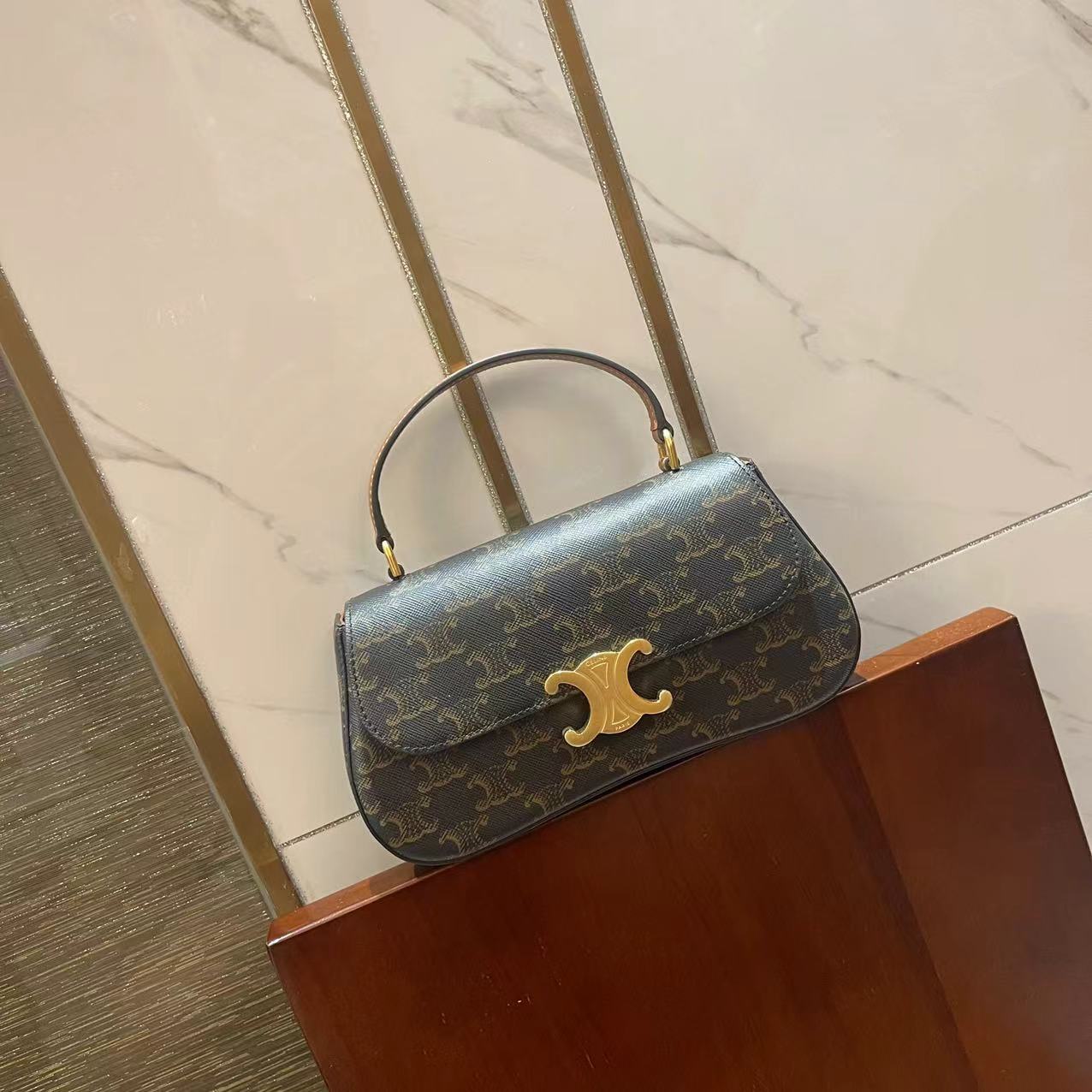 Celine 25 new products online TEEN LOLAs popular recommendations