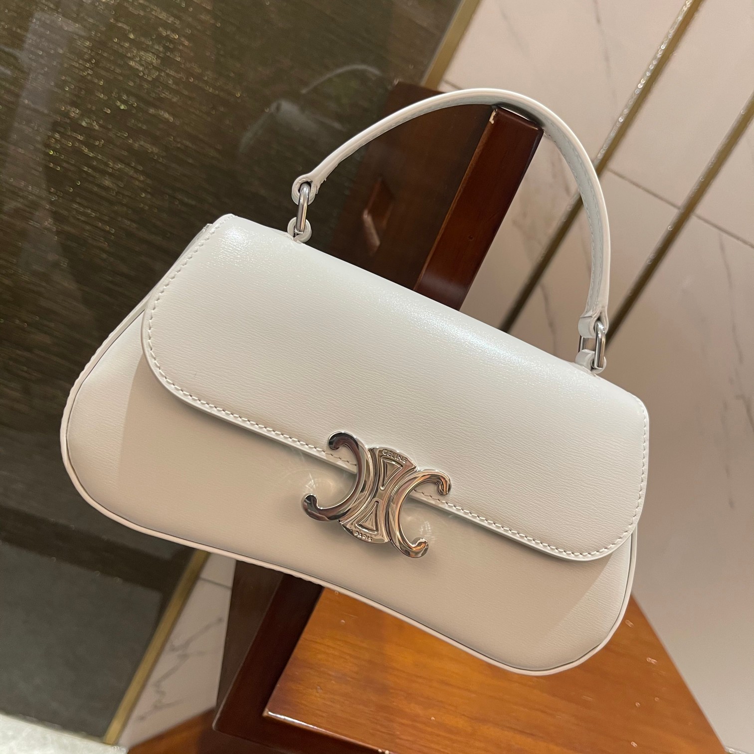 Celine New products are online TEEN LOLAs popular recommendations