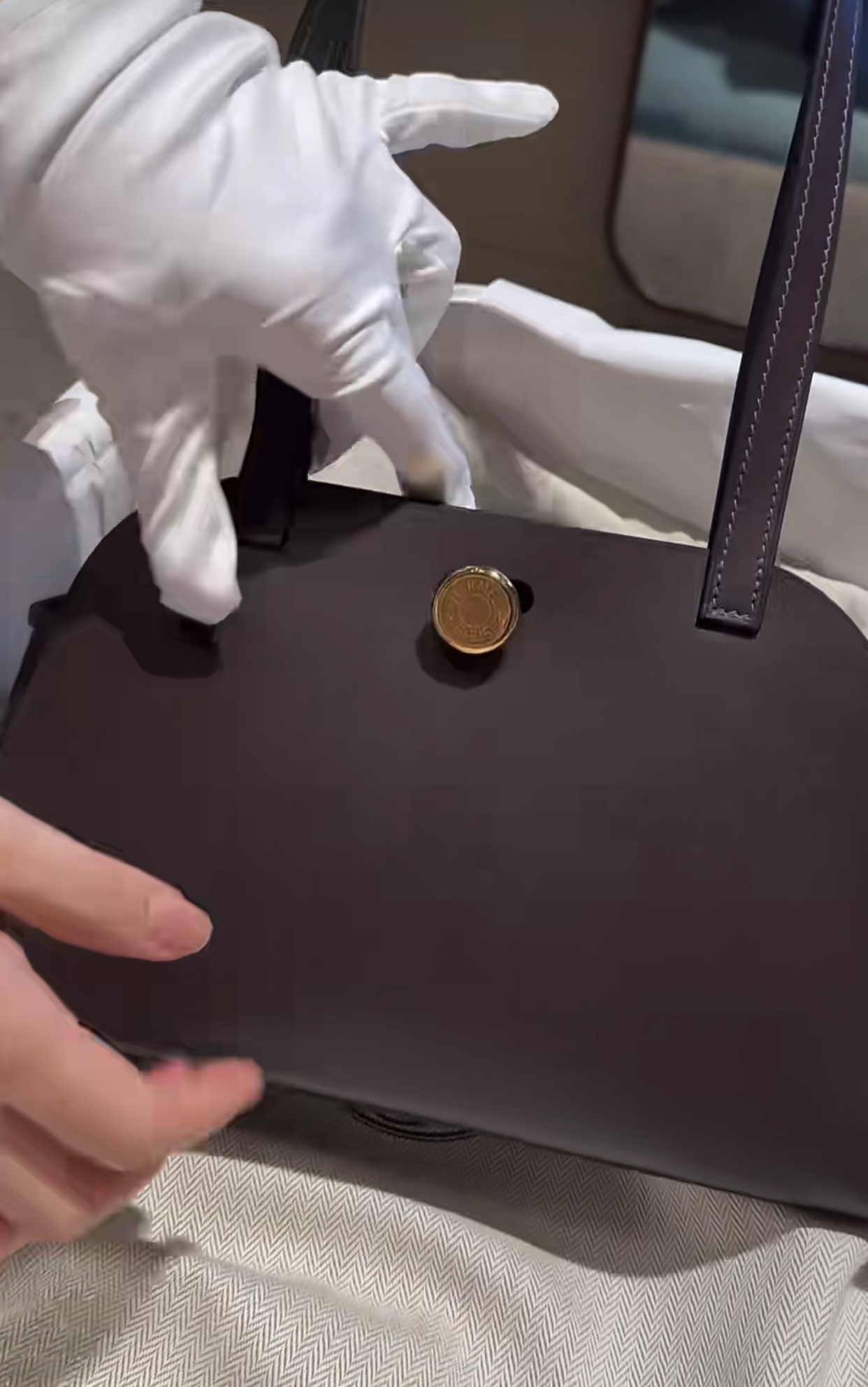 Hermès Tablier Sellier 26 Ebony Gold Buckle