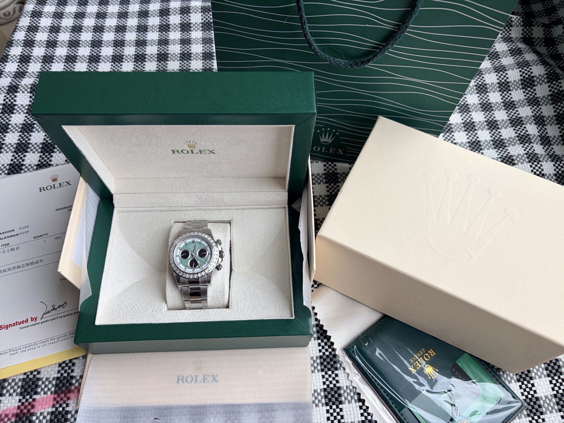 NO:944666,PPM Daytona Hidden Edition, movement, moissanite,19860909PPM 迪通拿隐藏版,机芯,莫桑钻,,Watch
