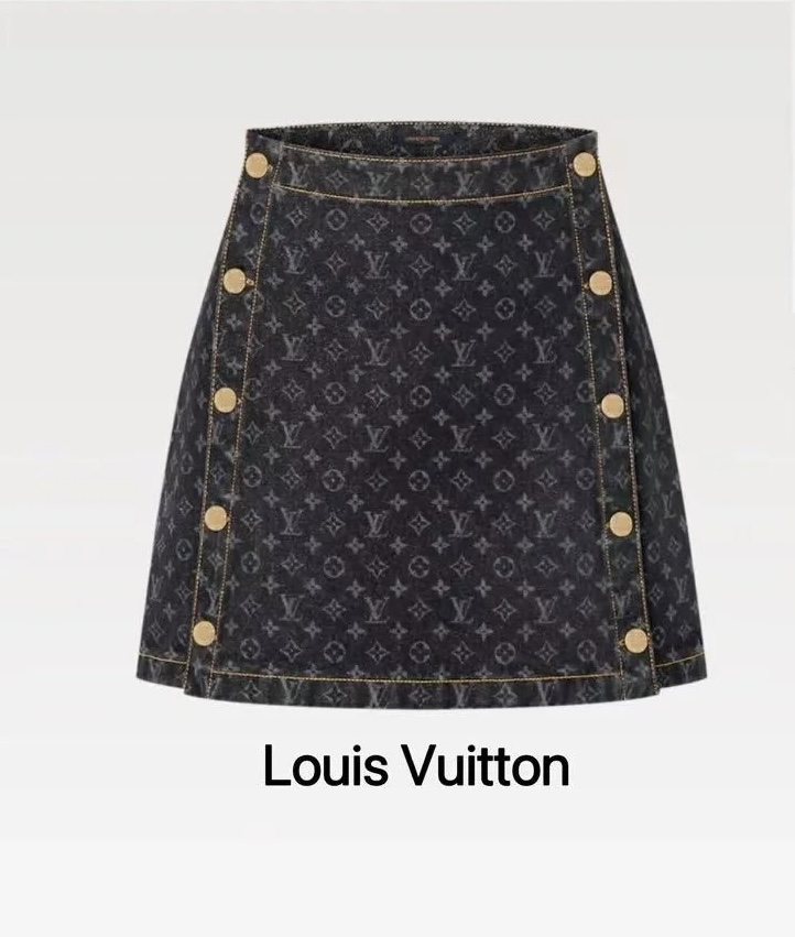 NO:328886,Model number D25040158 LOUIS*Dujia LV new style original letter logo hardware accessories classic presbyterian print high waist slim A-line short skirt denim skirt!  (M size waist circumference 68, hip circumference 94, skirt length 40), louis vuitton,louis vuitton,louis vuitton,louis vuitton,skirts,alexander wang19860909款号D25040158 LOUIS*驴家LV新款 原版字母logo五金配件经典老花印花高腰显瘦A字短裙牛仔半身裙！（M码腰围68,臀围94,裙长40）,,louis vuitton,louis vuitton,louis vuitton,louis vuitton,skirts,alexander wang,Women's clothing