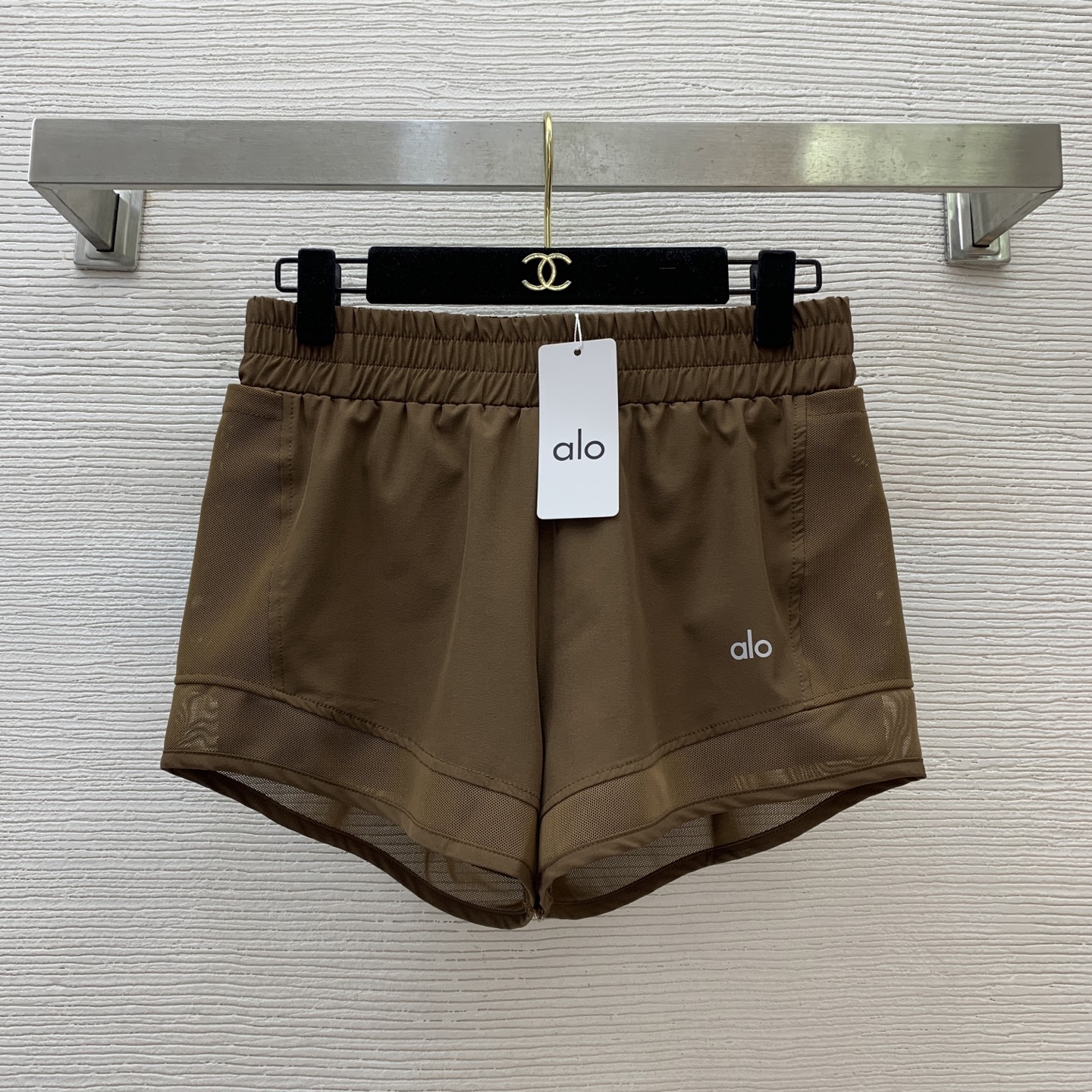 NO:328187,Model number D25040364 Aloyoga new summer custom quick-drying breathable fabric, small letter logo mesh spliced ​​elastic waist sports shorts, jogging speed-drying yoga pants!  Coffee, black, rose red, (M size waist circumference 70 elastic, trousers length 26) hair, shorts, alexander wang19860909款号D25040364 Aloyoga夏季新款定制速干透气面料、字母logo小标志网纱拼接松紧腰运动短裤、慢跑速干瑜伽裤！咖色、黑色、玫红色、（M码腰围70松紧,裤长26）发,,shorts,alexander wang,Women's clothing