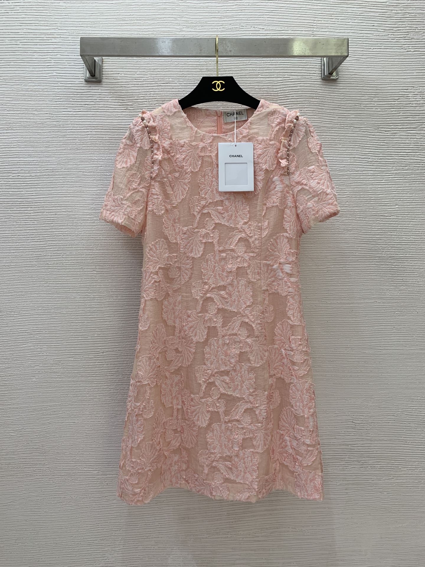 NO:332087,Model number G25050953 Dio* newest high-end custom-made special craftsmanship, jacquard, beads, lace puff sleeves, slim and short-sleeved dress!  Pink, yellow, (M size sleeve length 22, bust 88, waist 76, skirt length 89) hair, dior, skirt 8, T-shirt, alexander wang19860909款号G25050953 Dio*新款 高端定制特种工艺烧花提花钉珠花边泡泡袖修身显瘦短袖连衣裙！粉色、黄色、（M码袖长22,胸围88,腰围76,裙长89）发,,dior,skirts,T-shirt,alexander wang,Women's clothing