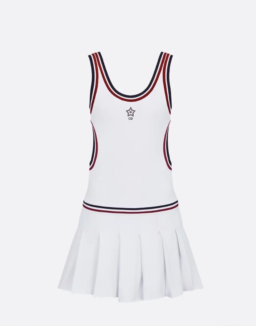 NO:332108,Model number D25050944 Dio* new age-reducing sports style contrasting webbing edge splicing five-pointed star CD embroidered waist-exposed pleated splicing vest dress!  Color, (L size bust 90, waist 74, skirt length 80) hair, dior, skirt 80, alexander wang19860909款号D25050944 Dio*新款 减龄运动风撞色织带边拼接五角星CD刺绣露腰百褶拼接背心连衣裙！彩色,（L码胸围90,腰围74,裙长80）发,,dior,skirts,alexander wang,Women's clothing