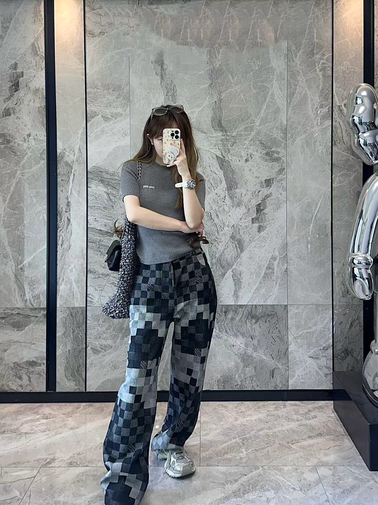 NO:333313,Model number D25051373 LOUIS*Dujia LV new style high-end custom contrasting color checkerboard printing fashionable personality wide-leg jeans straight trousers for women!  (M size waist circumference 70, hip circumference 94, pants length 103) hair, louis vuitton, louis vuitton, louis vuitton, louis vuitton, jeans, alexander wang19860909款号D25051373 LOUIS*驴家LV新款 高端定制撞色棋盘格印花时尚个性阔腿牛仔裤直筒长裤女！（M码腰围70,臀围94,裤长103）发,,louis vuitton,louis vuitton,louis vuitton,louis vuitton,jeans,alexander wang,Women's clothing