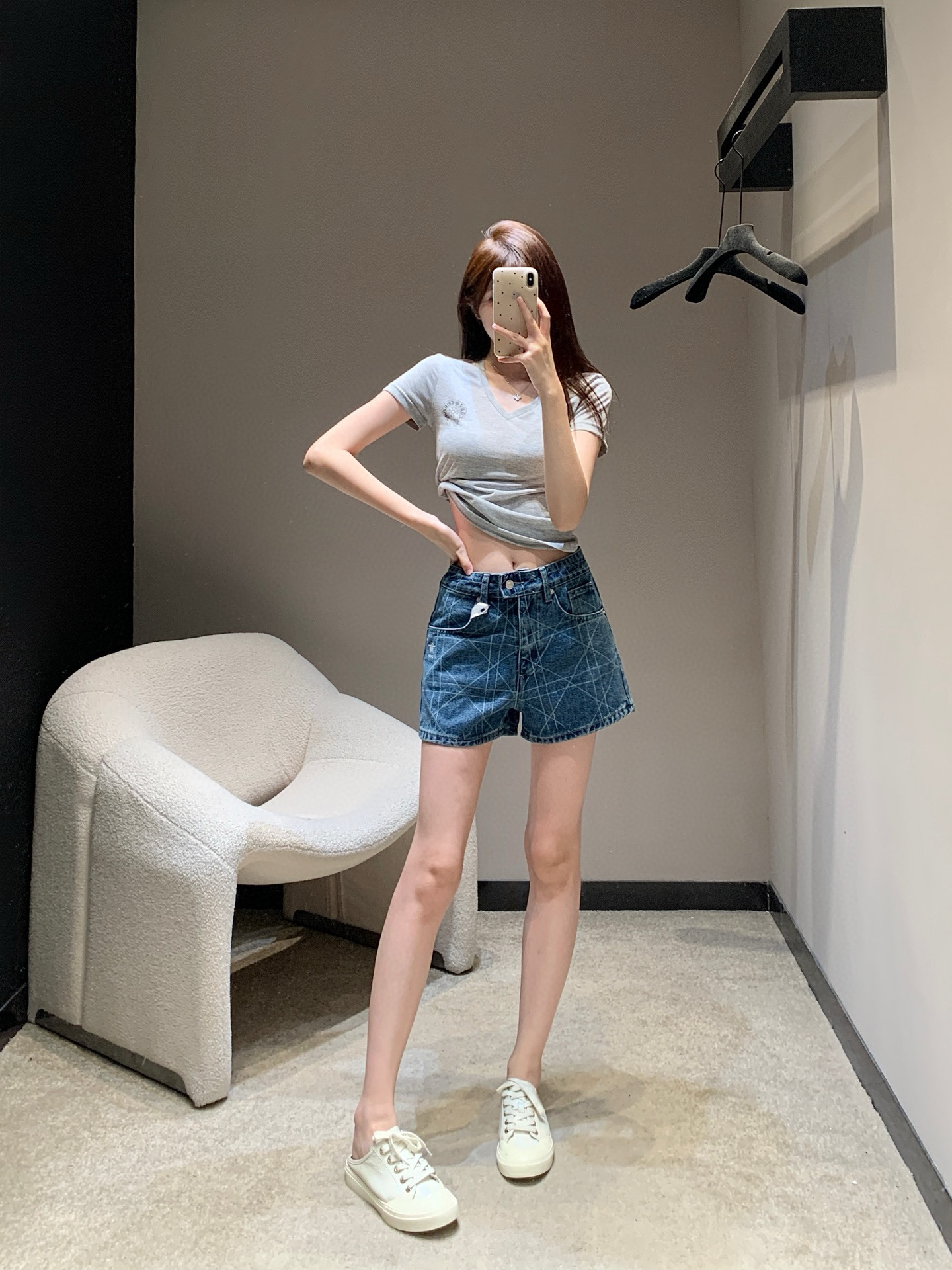 NO:334009,Model number D25051475 Dio* new high-end custom washed denim cotton classic bee letter logo fashionable versatile chewing denim shorts!  (M size waist circumference 72, hip circumference 96, pants length 31) hair, dior, shorts, alexander wang19860909款号D25051475 Dio*新款 高端定制水洗牛仔棉经典小蜜蜂字母logo时尚百搭格纹牛仔短裤！（M码腰围72,臀围96,裤长31）发,,dior,shorts,alexander wang,Women's clothing