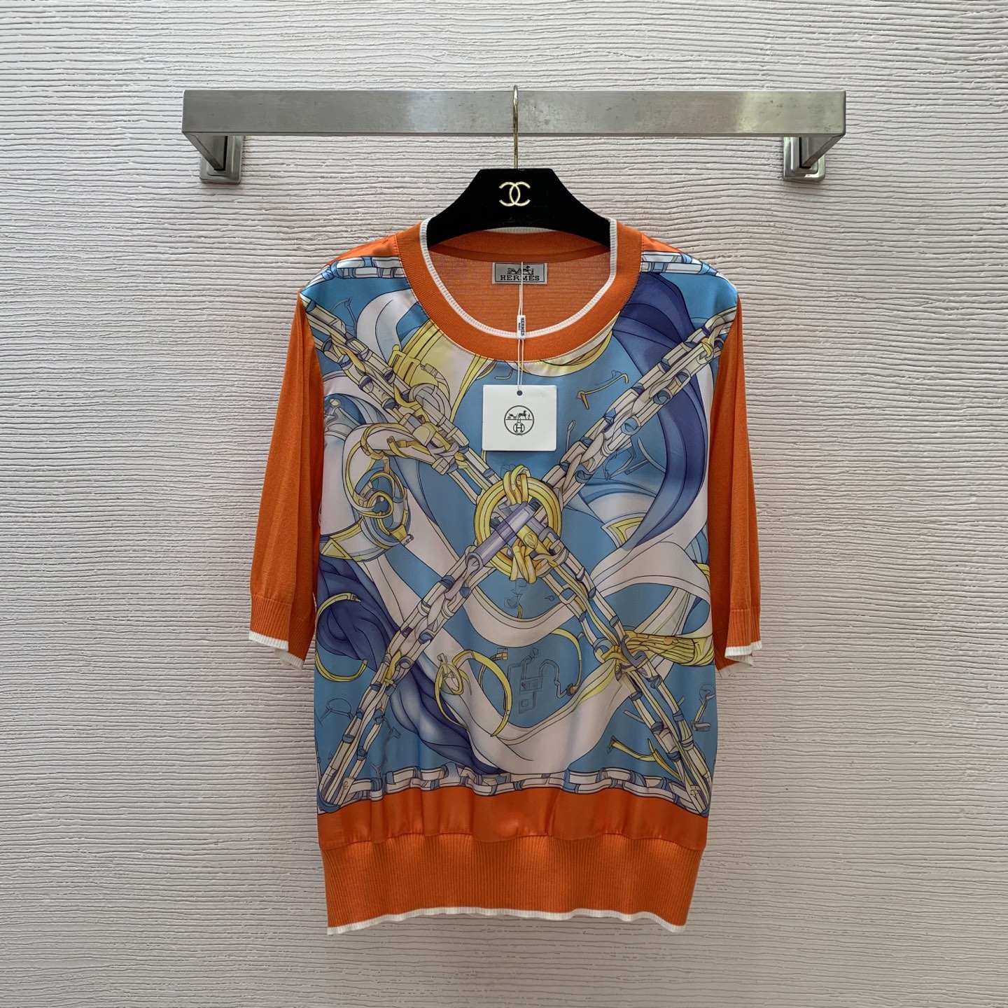 HERMÈS Inspired Chain Print Short Sleeve Knit Top - Stylish & Versatile 4 i1747479980089 2317 0 0