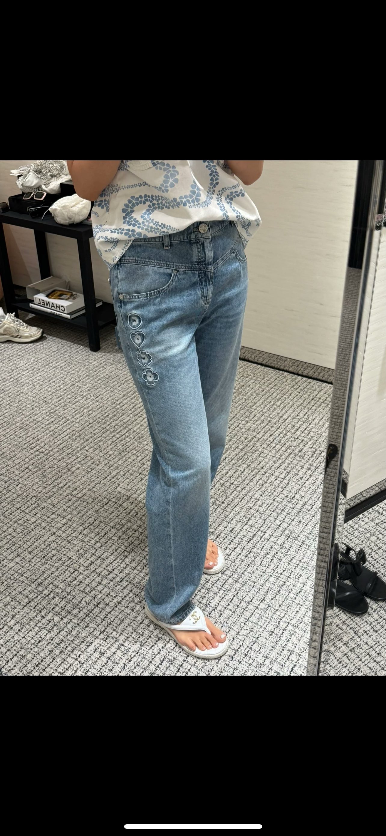 NO:422622,Model number G25052987 Chane* new high-end custom washed denim cotton letters CoCo beaded decoration fashionable versatile straight jeans and trousers!  36.38.40 (38 size waist circumference 72, hip circumference 92, pants length 105) hair, chanel, jeans, alexander wang19860909款号G25052987 Chane*新款高端定制水洗牛仔棉字母CoCo串珠装饰时尚百搭直筒牛仔裤长裤！36.38.40（38码腰围72,臀围92,裤长105）发,,chanel,jeans,alexander wang,Women's clothing
