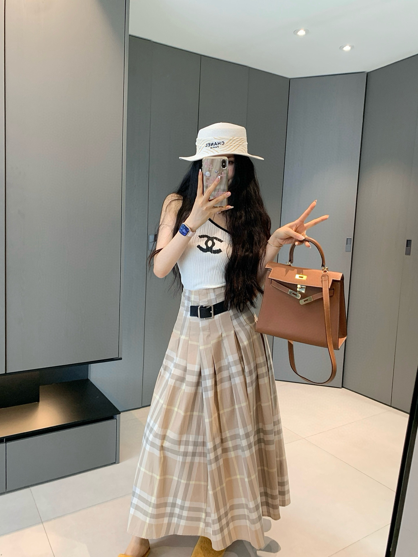 NO:422571,Model number D25052954 BURBERR* newest B-home classic plaid waist belt snap-on decorative pleated high waist large long dress!  Blue, khaki, (M size waist 68, skirt length 88)) hair, burberry, skirts, alexander wang19860909款号D25052954 BURBERR*新款 B家经典格纹腰间皮带卡扣装饰压褶高腰大摆长款连衣裙！蓝色、卡其色、（M码腰围68,裙长88））发,,burberry,skirts,alexander wang,Women's clothing