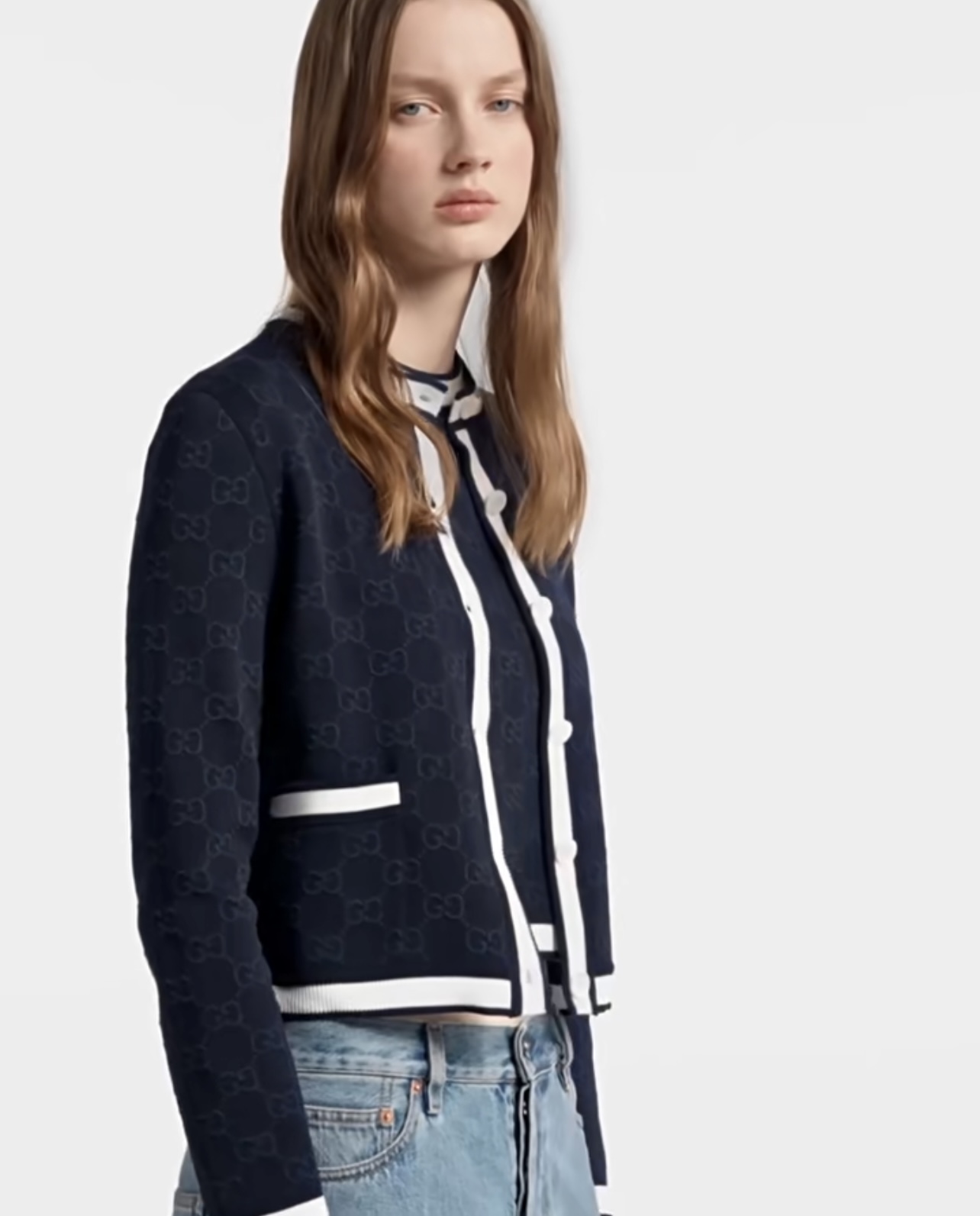 NO:654786,Model No. D25060345 GUCC* new model, classic rhombus presbyopia GG letter logo, contrasting edge stitching, buttoned round neck, slim fit, long-sleeved knitted cardigan top!  (M size bust 98, sleeve length 59, dress length 54) hair,,gucci,alexander wang19860909款号D25060345 GUCC*新款 经典菱格老花GG字母logo撞色边拼接系扣圆领修身显瘦长袖针织开衫上衣！（M码胸围98,袖长59,衣长54）发,,gucci,alexander wang,Women's clothing