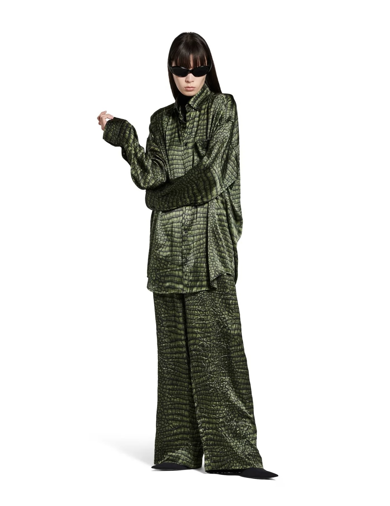 NO:427442,Model number D25061359 Balenciag*a Paris home new style casual and lazy style full-body personality printed drawstring elastic waist loose wide-leg pants trousers!  Leopard print, crocodile pattern, (M size waist 66 elastic, hip circumference 114, trousers length 114) pants, balenciaga, balenciaga, alexander wang19860909款号D25061359 Balenciag*a巴黎家新款 休闲慵懒风通体个性印花抽绳松紧腰宽松阔腿裤长裤！豹纹、鳄鱼纹、（M码腰围66松紧,臀围114,裤长114）裤子,,balenciaga,balenciaga,alexander wang,Women's clothing