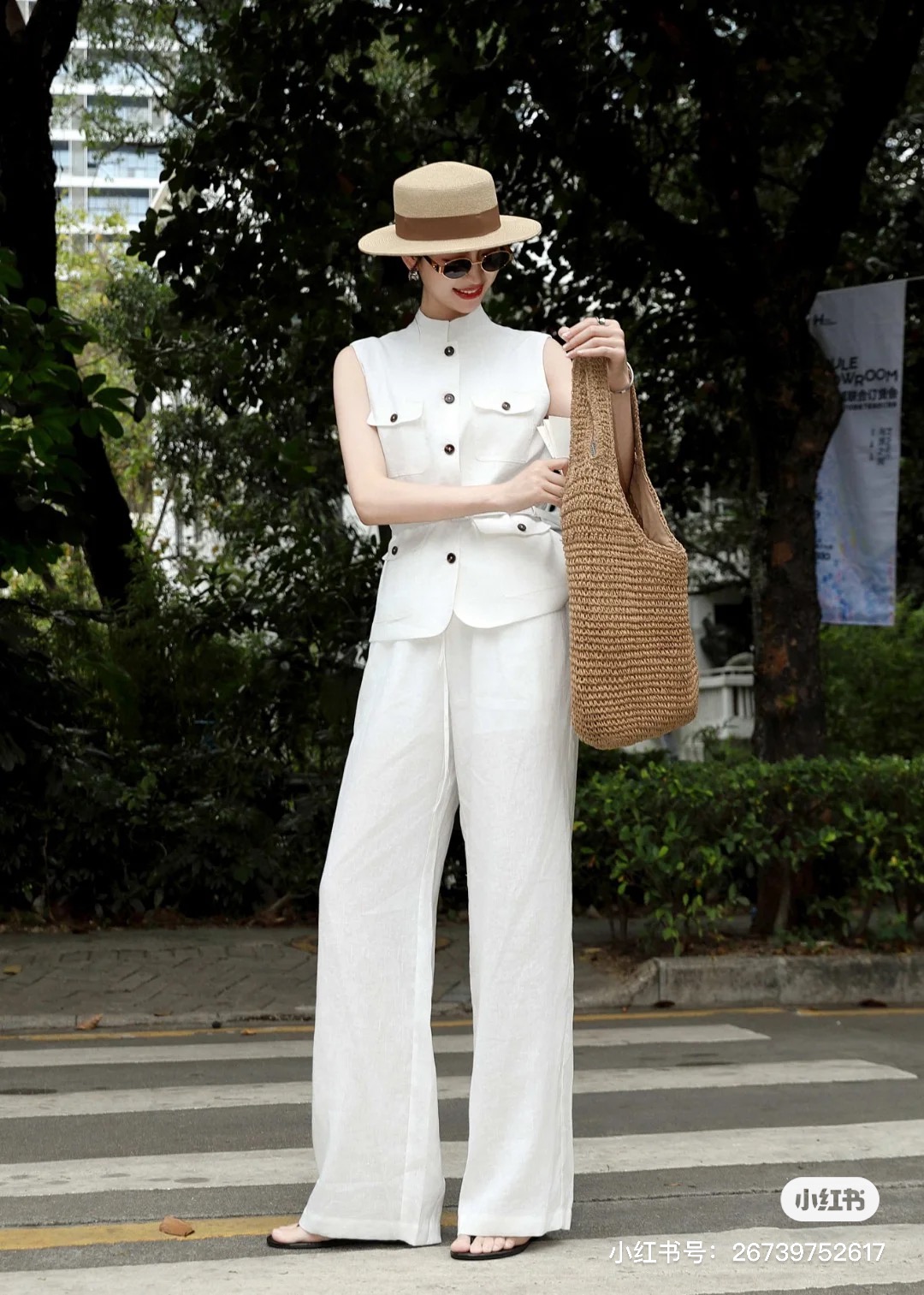 NO:430985,Model number G25061734 LoroPian*a new model LP exclusive custom plant fermented pure natural linen fabric!  Four-pocket work style slim-fit stand-up collar sleeveless top zippered closure straight wide-leg trousers!  White, (Size S bust 90, front cloak length 68/66; waist circumference 64~72 back tight, hip circumference 98, trousers length 102) hair, loro piana, loro piana, alexander wang19860909款号G25061734 LoroPian*a新款 LP独家定制植物酵洗纯天然亚麻面料！四口袋工装风修身显瘦立领无袖上衣拉链门襟直筒阔腿长裤！白色,（S码胸围90,前衣长68/66；腰围64～72后背松紧,臀围98,裤长102）发,,loro piana,loro piana,alexander wang,Women's clothing