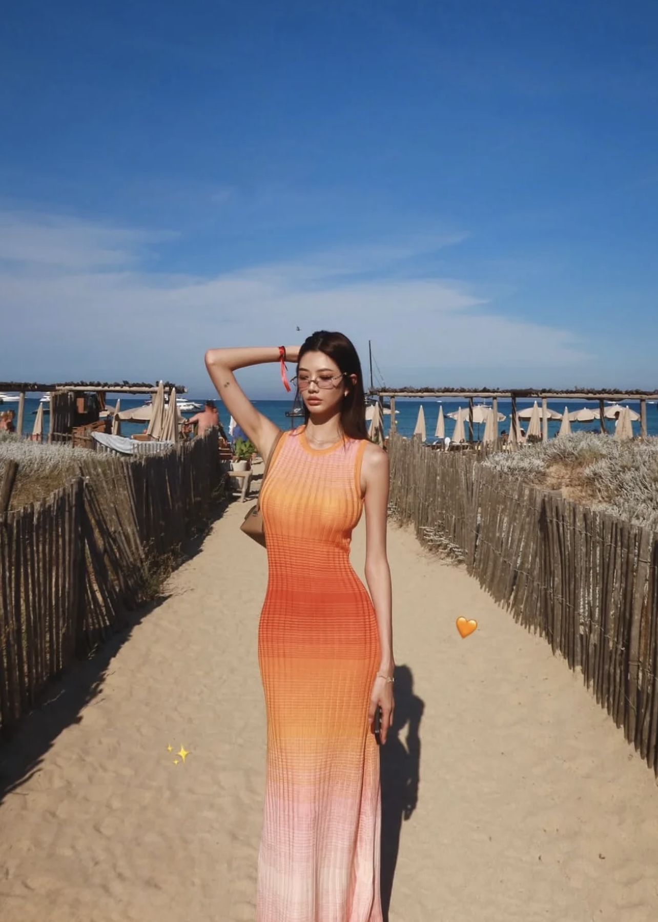 NO:435497,Model number D25062648 Maje new style gradient striped slim fit and sleeveless vest dress knitted long skirt!  (M size bust 60 super elastic, skirt length 135 (cloths are heavy and elastic, size is for reference only) hair, skirts, alexander wang19860909款号D25062648 Maje新款 渐变色条纹修身显瘦无袖背心连衣裙针织长裙！ （M码胸围60超弹力,裙长135（衣服垂重弹力大 尺寸仅供参考）发,,skirts,alexander wang,Women's clothing