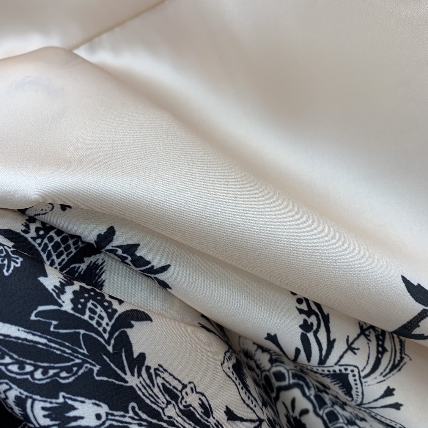 Zimmermann Silk Blend Two-Piece Set: Vintage Print Blouse & Wide-Leg Pants 6 i1753200560935 2960 0 5